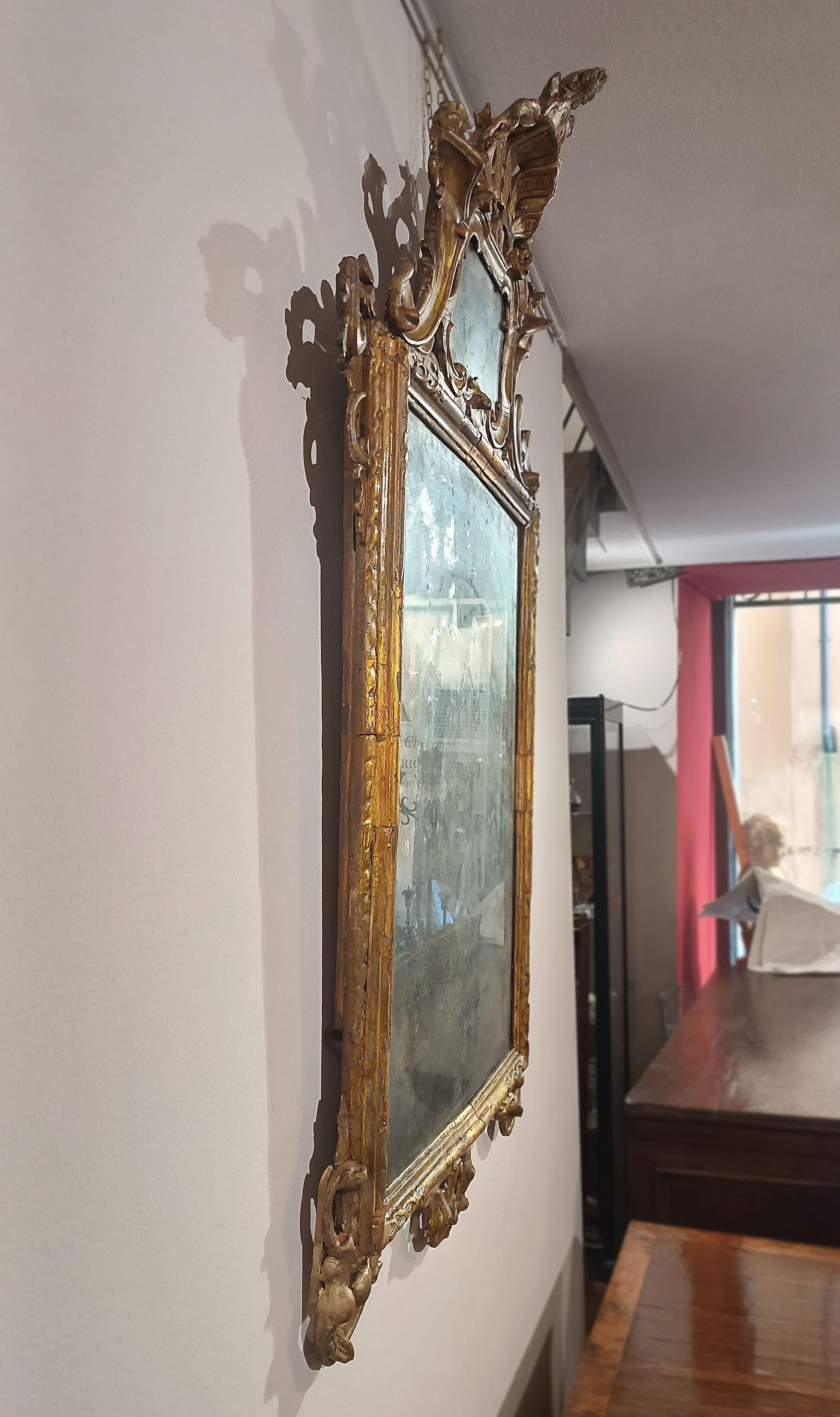 MIROIR LOUIS XV DU 18e SIÈCLE EN BOIS D'ARGENT ET MECCA Bon état - En vente à Firenze, FI