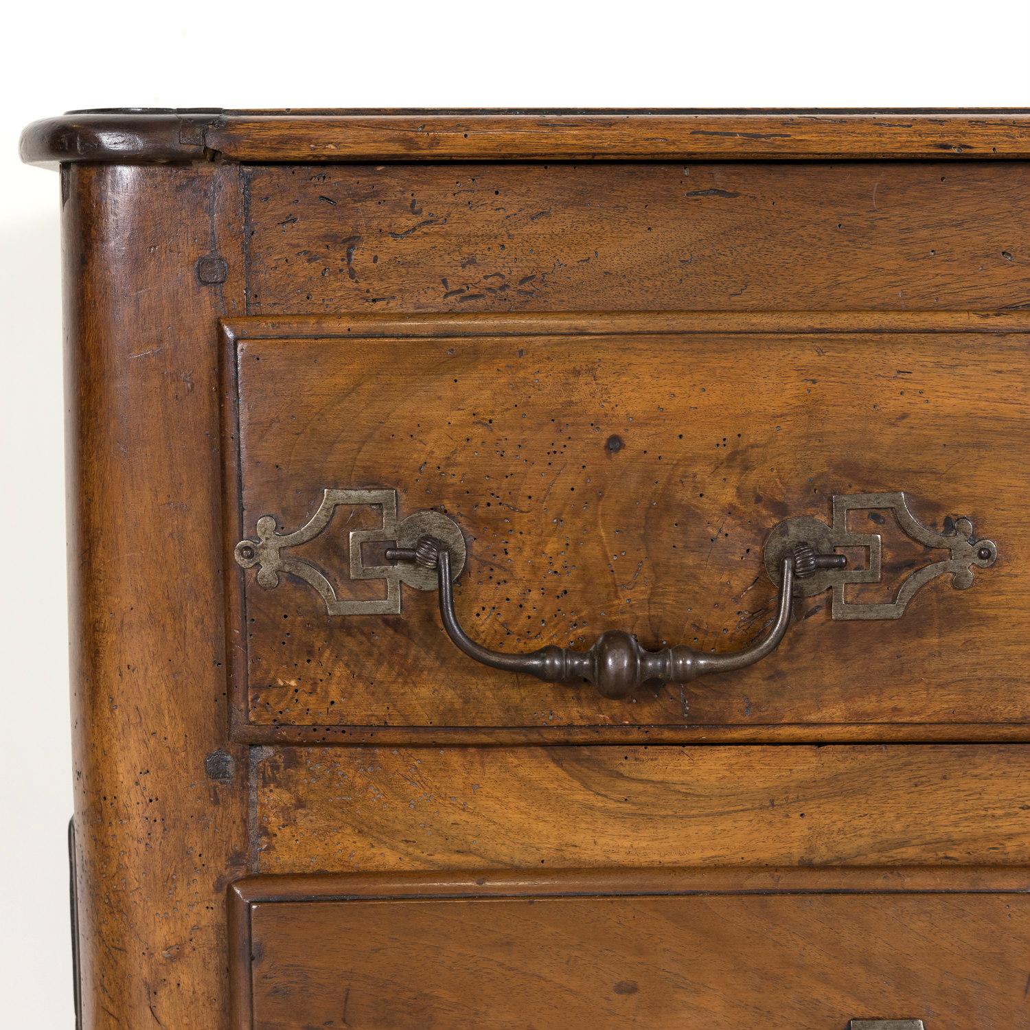 Mid-18th Century Louis XV Period Petite Walnut Commode 4