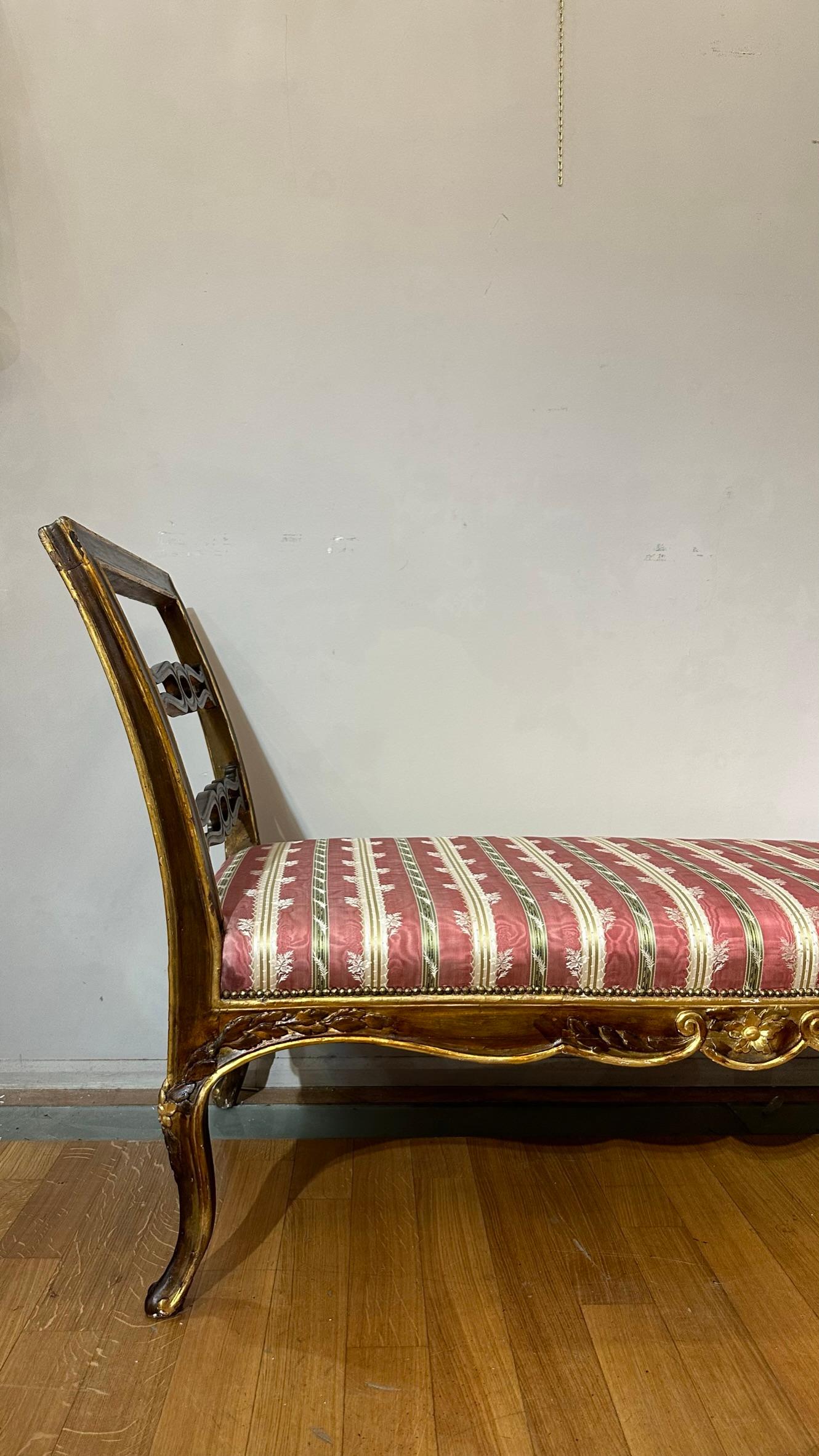 Italian Mid 18th Century Luis XV Sofa For Sale