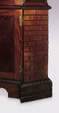 18th Century George III Mahogany Corner Cupboard, England, Polished