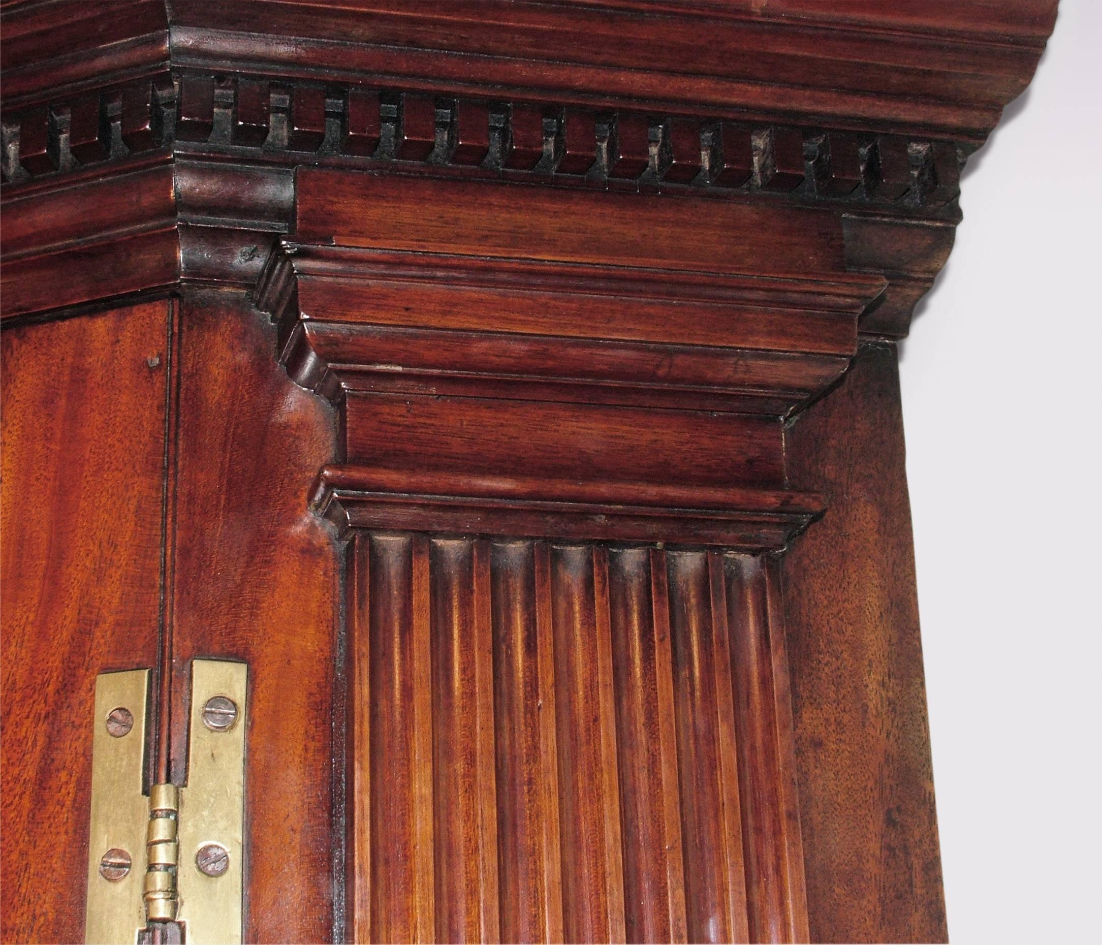 George III Mid-18th Century Mahogany Corner Cupboard For Sale