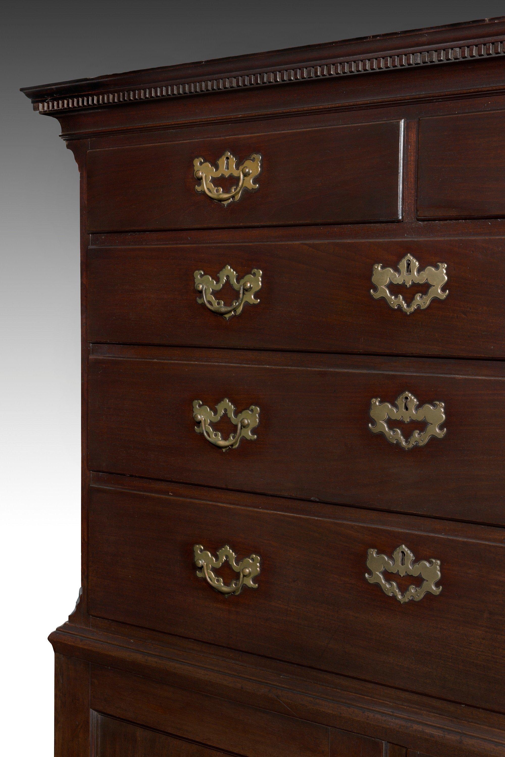 Mid-18th Century Mahogany Tallboy Chest with Rococo Mounts In Good Condition For Sale In Tring, GB