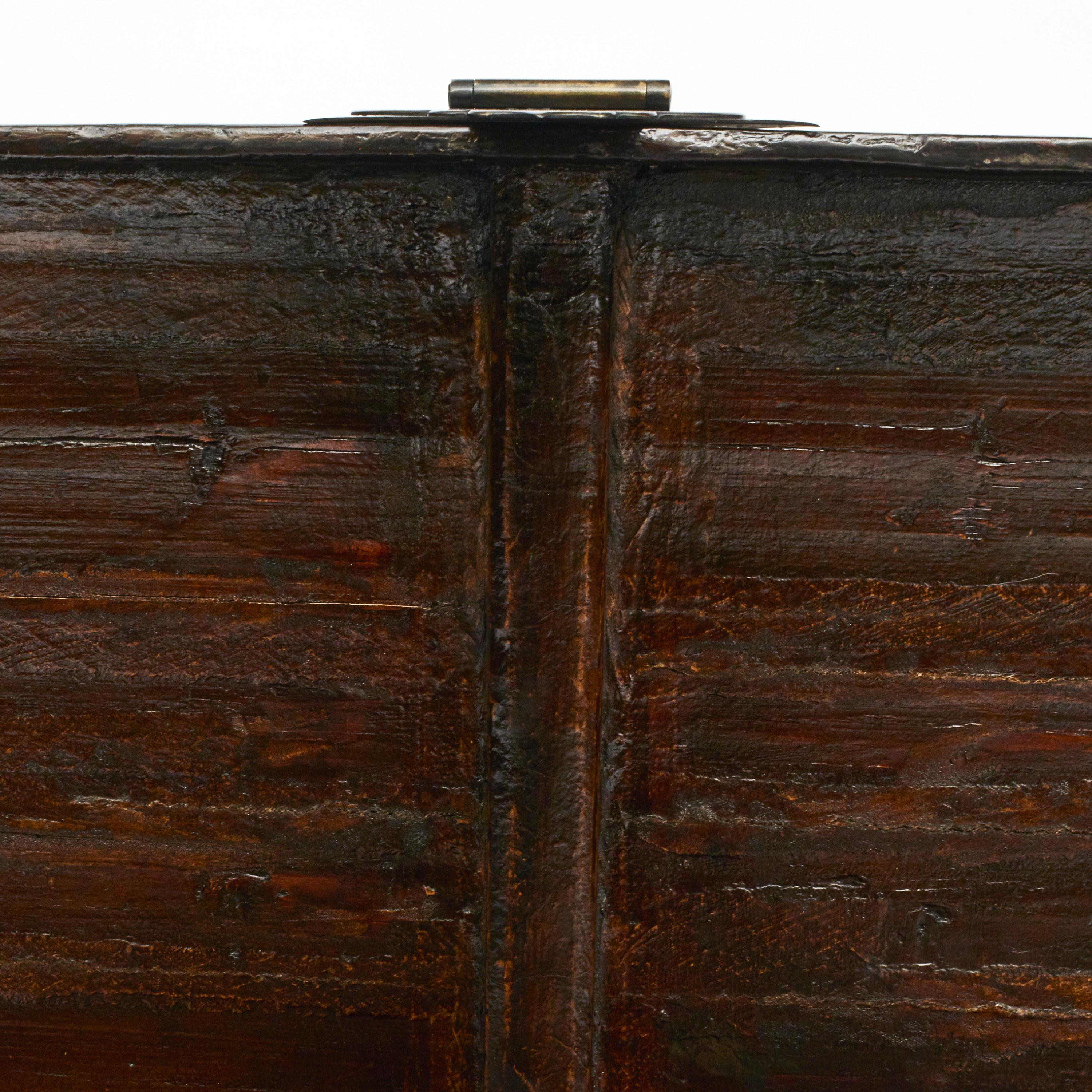 Kommode im Ming-Stil aus der Mitte des 18. Jahrhunderts in schwarzem Lack (Holz) im Angebot