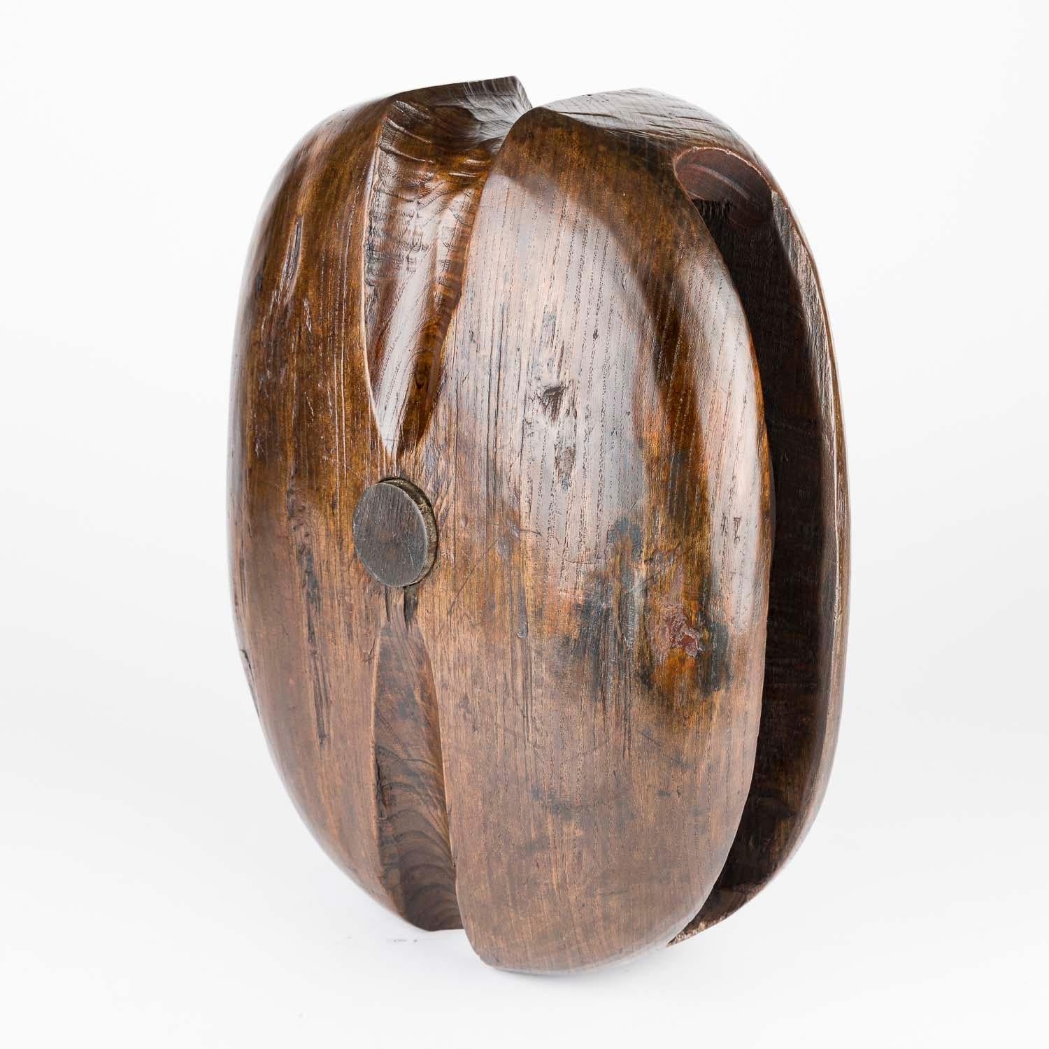 Mid 18th century naval ship’s elm single pulley block en Bueno estado para la venta en London, GB