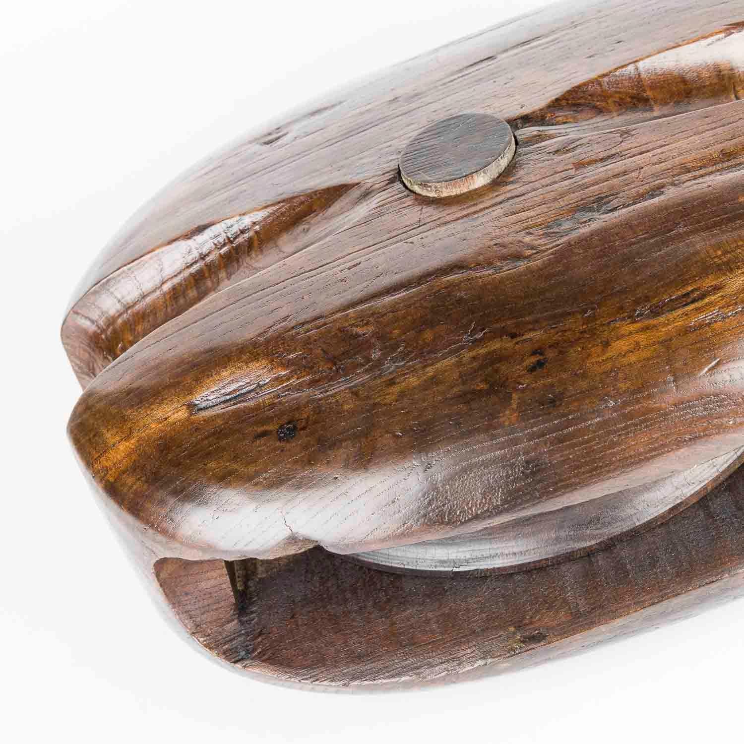 Mid 18th century naval ship’s elm single pulley block en venta 1