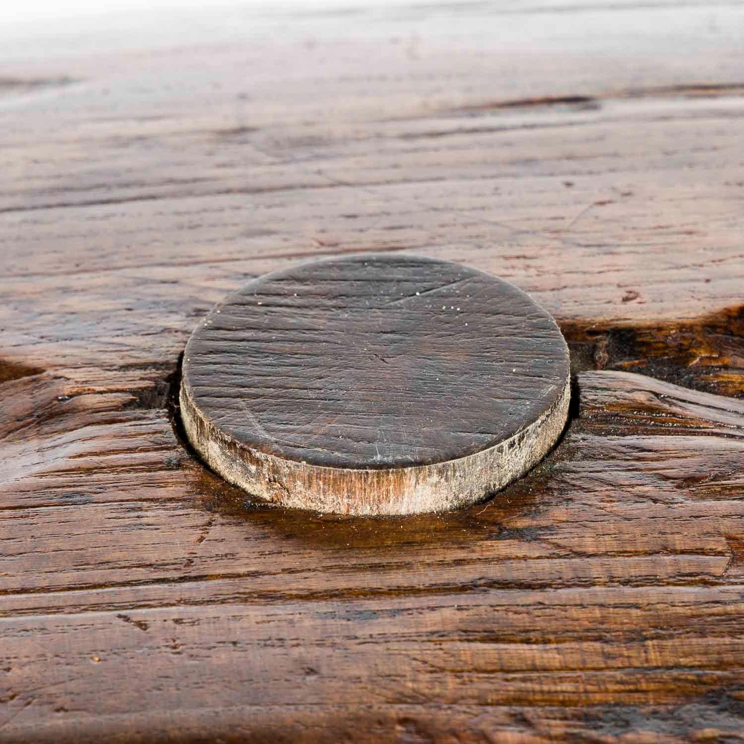 Mid 18th century naval ship’s elm single pulley block en venta 2