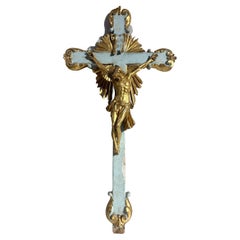 Crucifix néoclassique du milieu du XVIIIe siècle avec Christ doré
