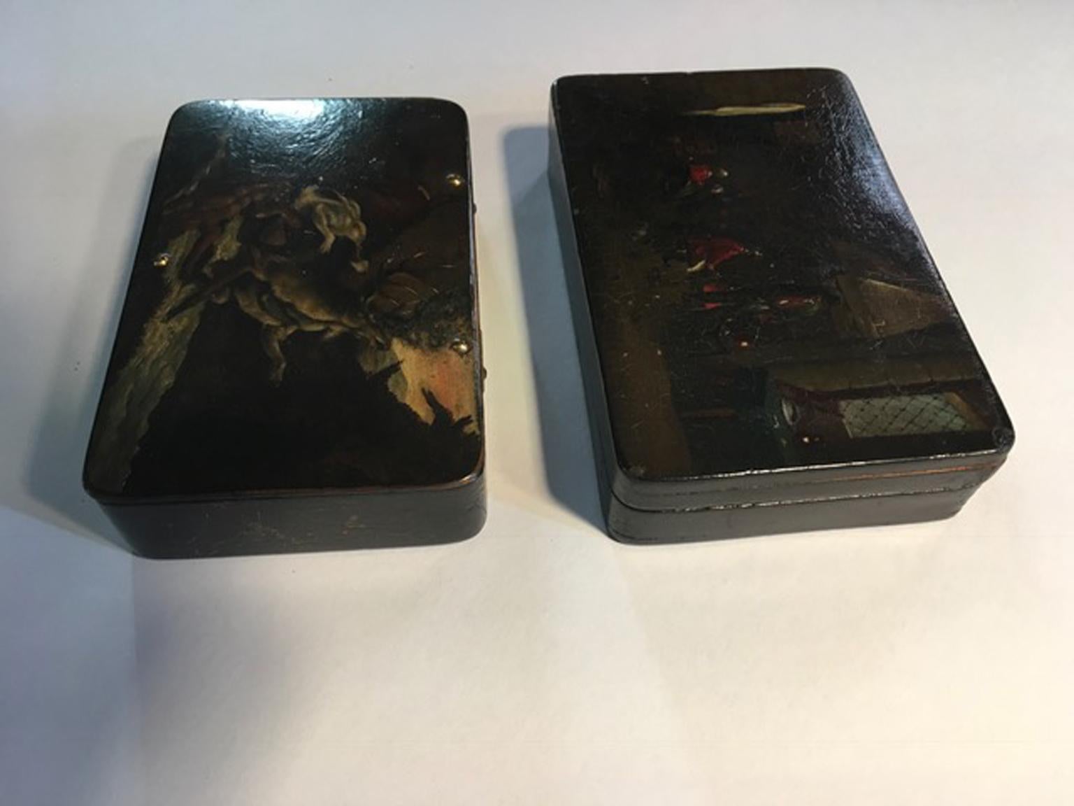 Mid-18th Century Pair of Lacquered Wood Boxes with Landscapes and Hunting Scenes For Sale 3