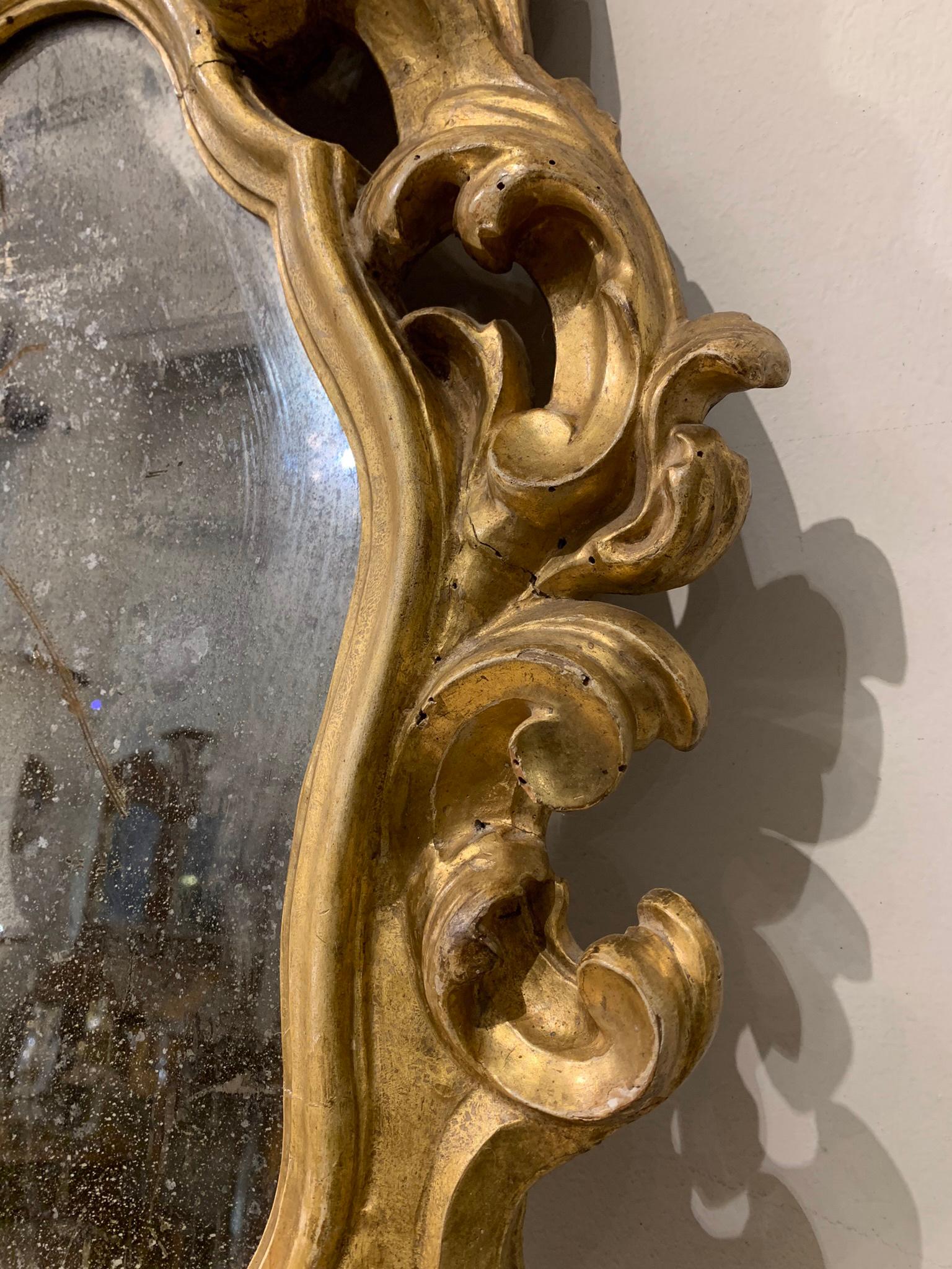 MID-18th CENTURY PAIR OF MIRRORS WITH SHELF in vendita 1