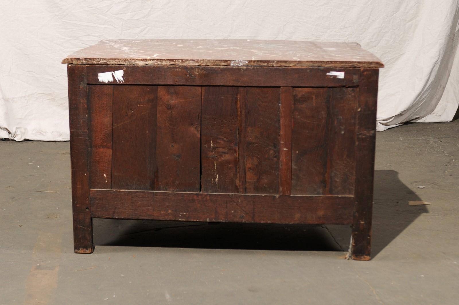 Mid-18th Century Regence Marquetry Marble-Top Commode For Sale 7