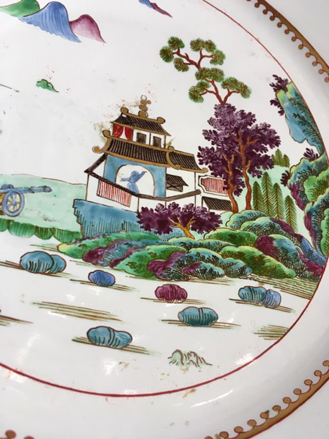 Italy Mid-18th Century Richard Ginori Porcelain Dish with Japan Landscape For Sale 3