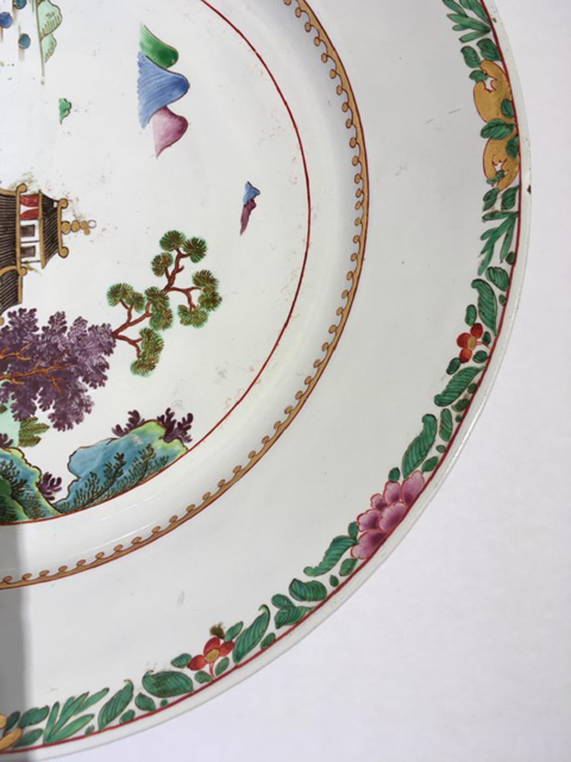 Italie Milieu du XVIIIe siècle Plat en porcelaine Richard Ginori avec paysage du Japon en vente 8