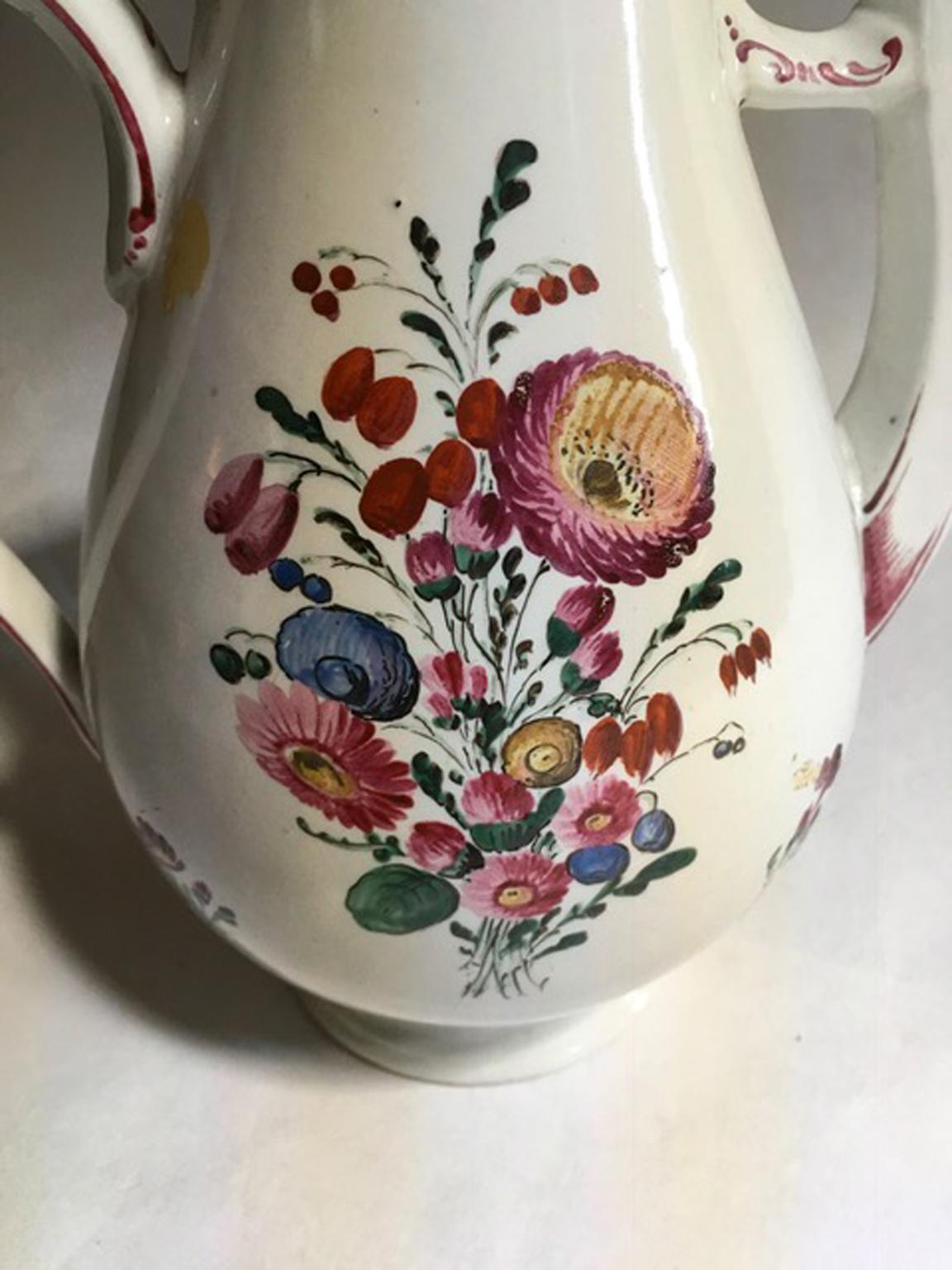 Italy Richard Ginori Mid-18th Century Porcelain Coffee Pot with Flowers Decor For Sale 2