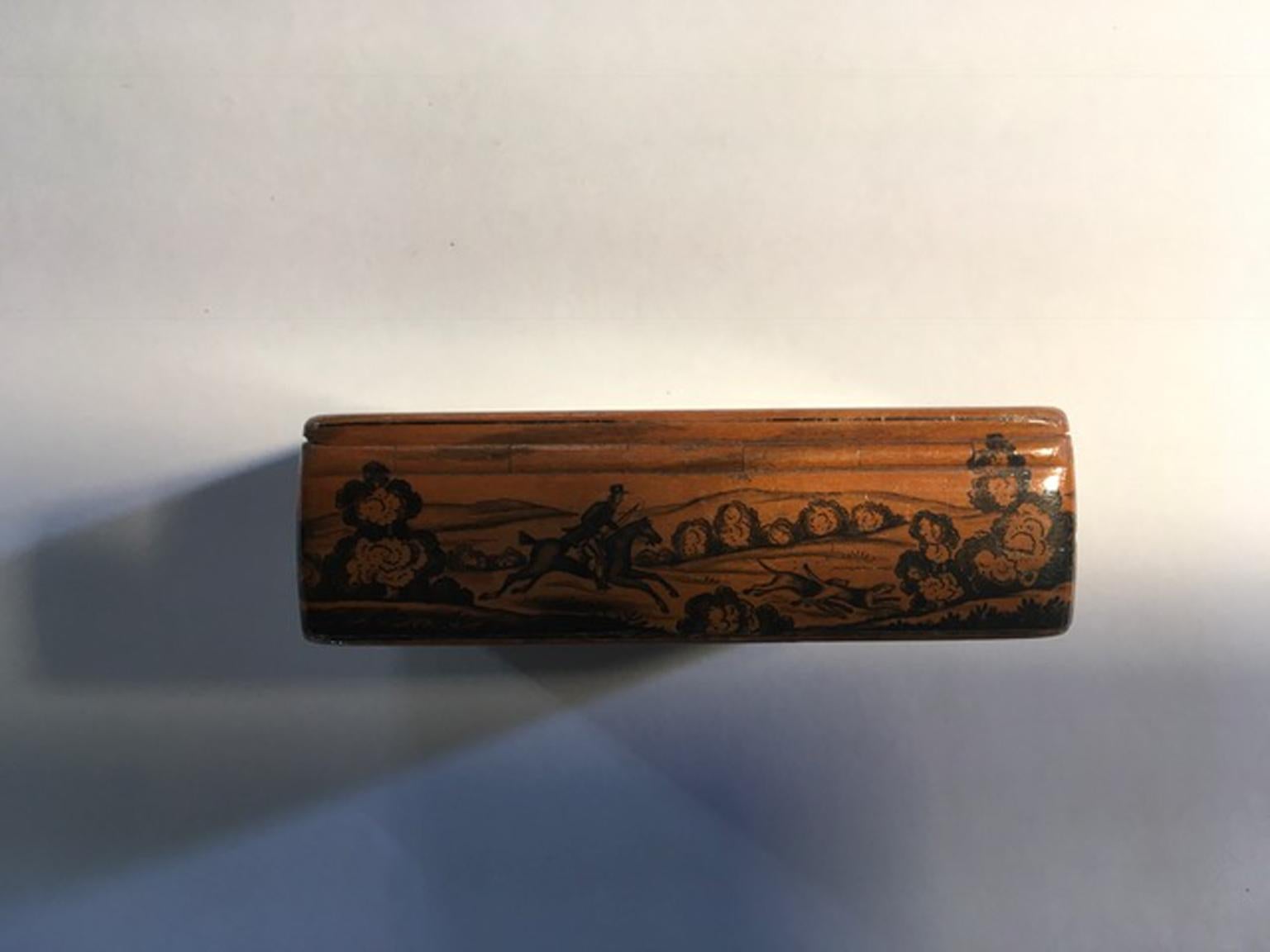 Milieu du XVIIIe siècle Ensemble de cinq boîtes en bois laqué avec scènes de paysage en vente 3
