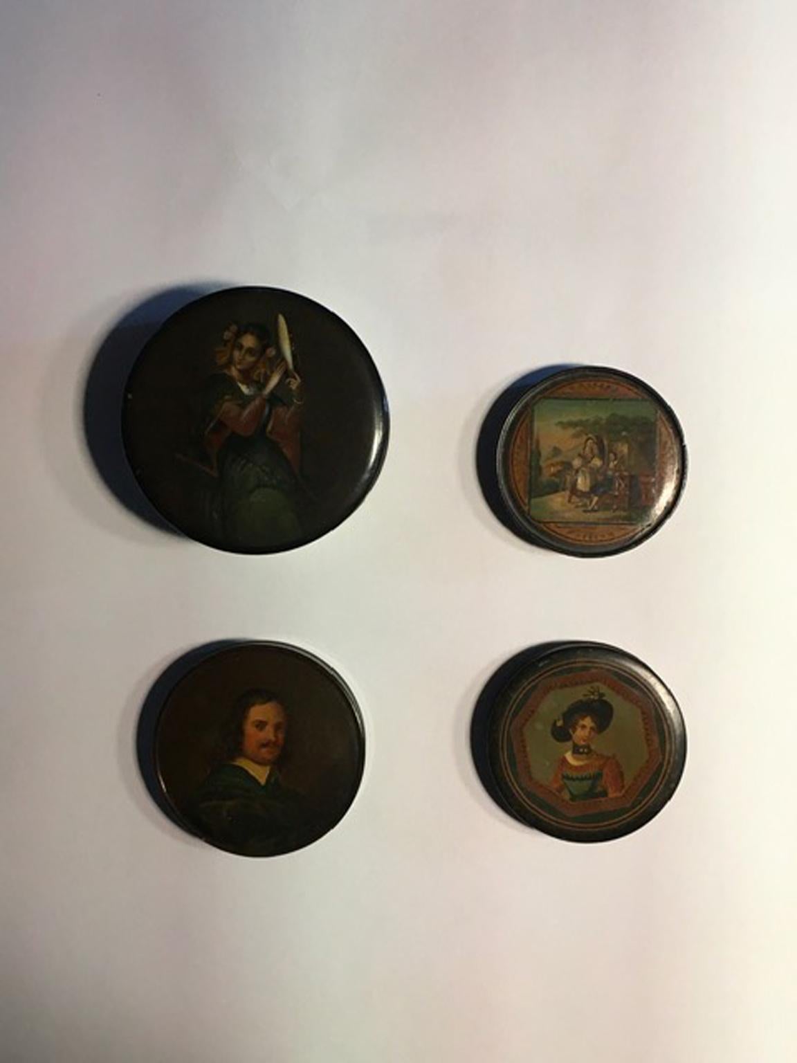 These fine wood lacquered wood boxes are in Flemish style; the cover are hand painted with portraits, so fine as Flemish painting can be.

These pieces could be part of your Wonderkammer or to be elegant collectibles artworks.
Provenience Norther