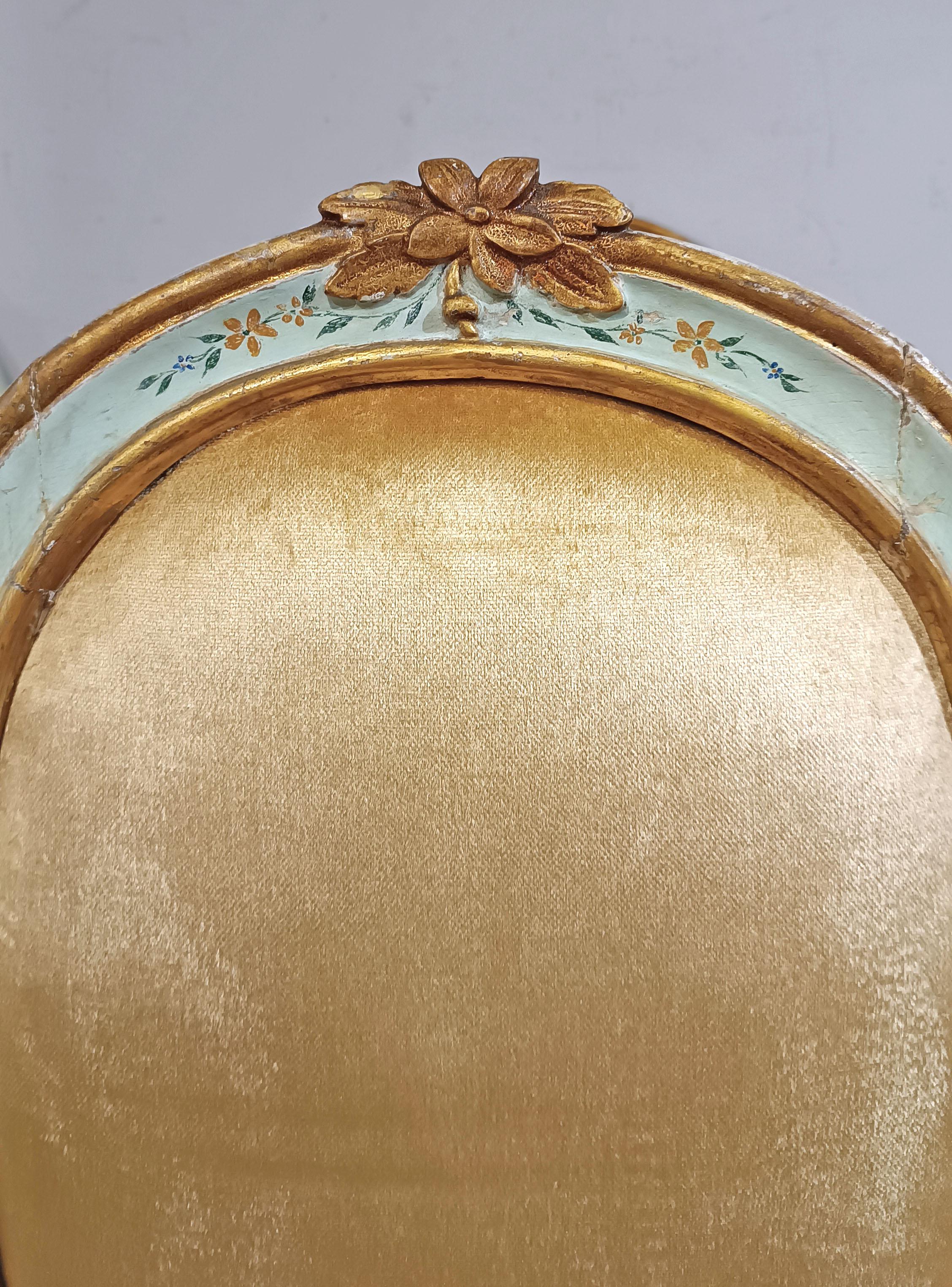 MID-18th CENTURY SIX LOUIS XV CHAIRS IN LACQUERED, PAINTED AND GILDED WOOD im Angebot 4