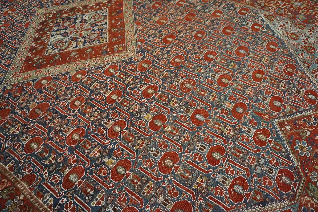 Türkischer Ghiordes Courtt-Teppich aus der Mitte des 18. Jahrhunderts 8'0