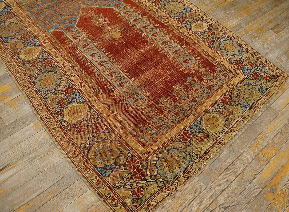 Wool Mid 18th Century Turkish Ghiordes Prayer Carpet ( 4' x 6' -  122 x 183 ) For Sale