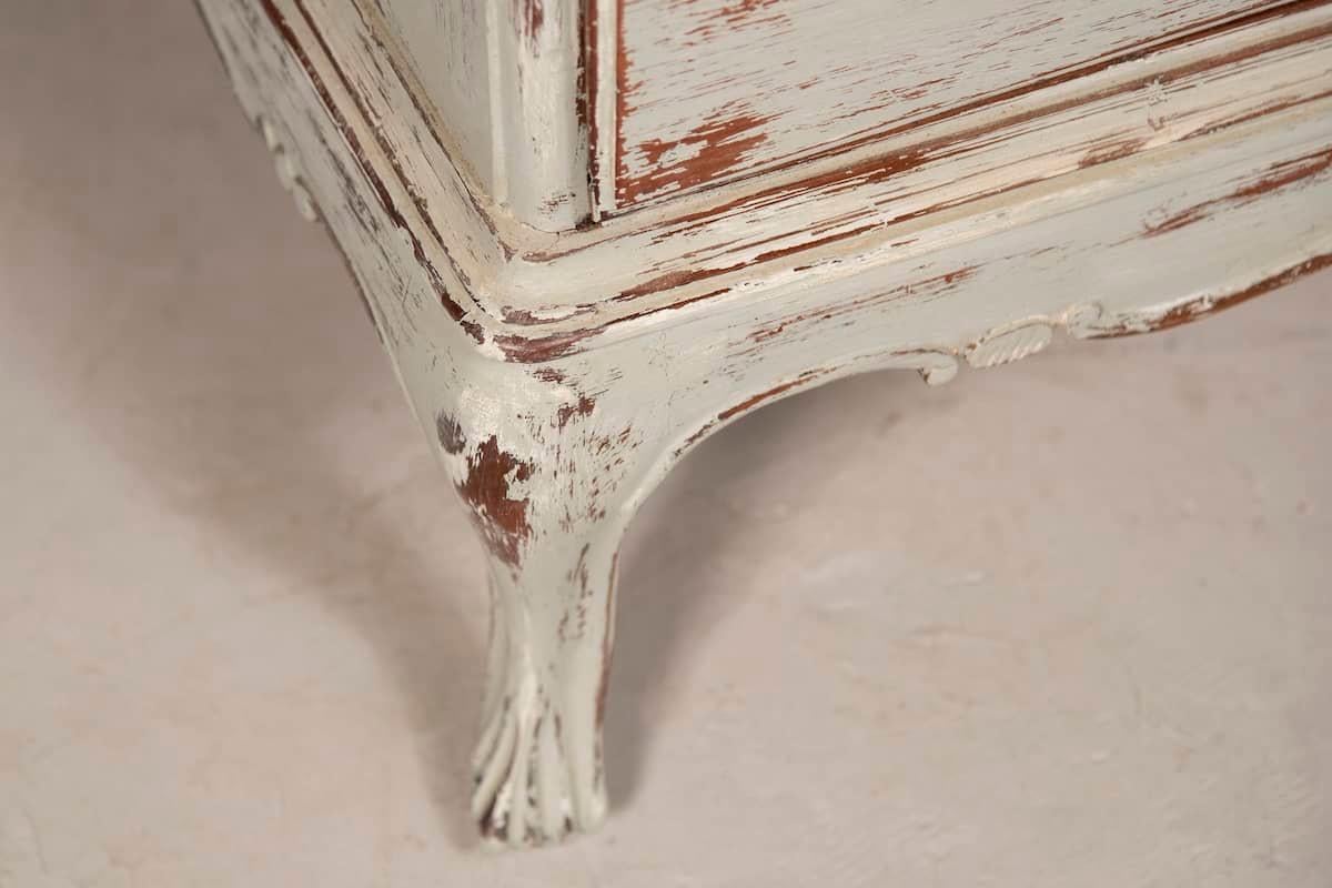 Wood Mid-18th Century Venetian Cherrywood Chest of Drawers with Distressed Finish For Sale
