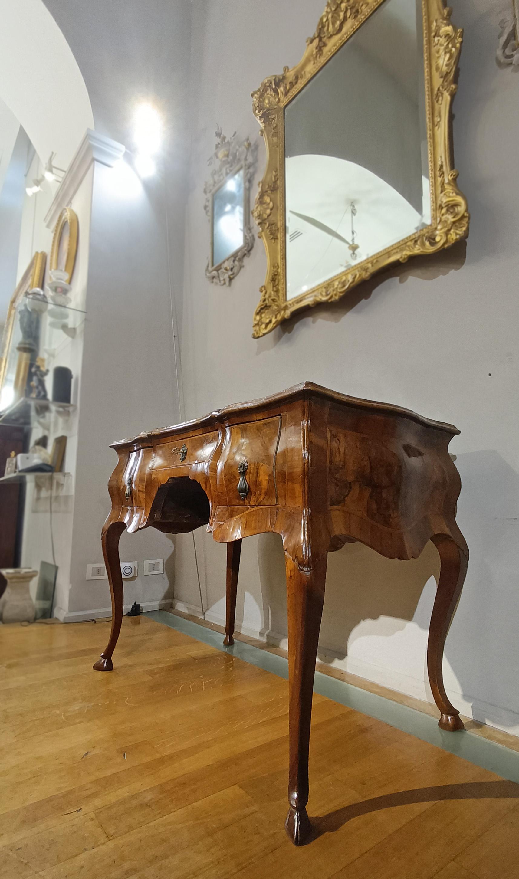 MID-18th CENTURY WOODEN WRITING DESK LOUIS XV in vendita 6