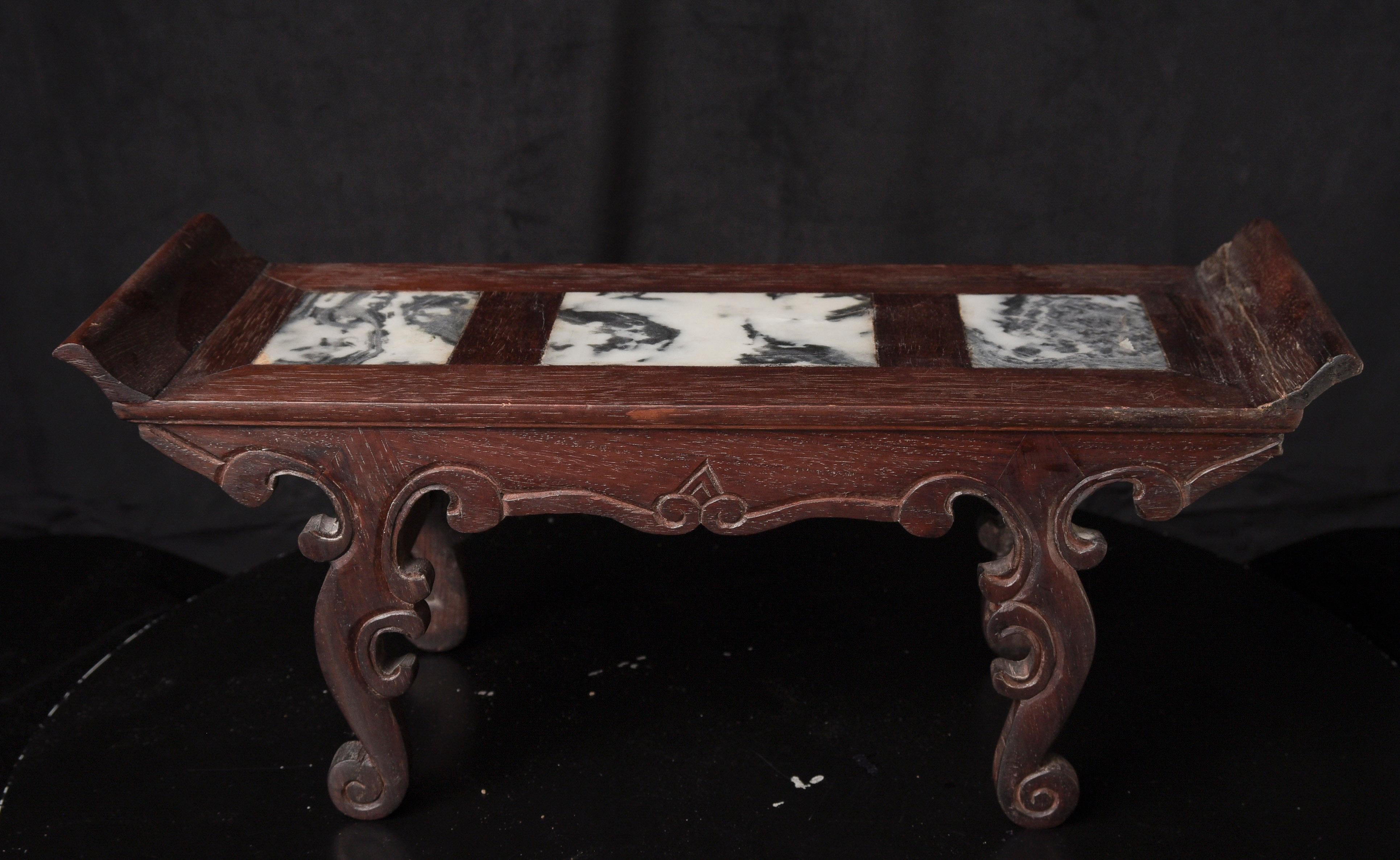 Figure bouddhiste japonaise du milieu du XVIIIe siècle. Pièce sublime avec une merveilleuse patine de plus de 250 ans en vente 4