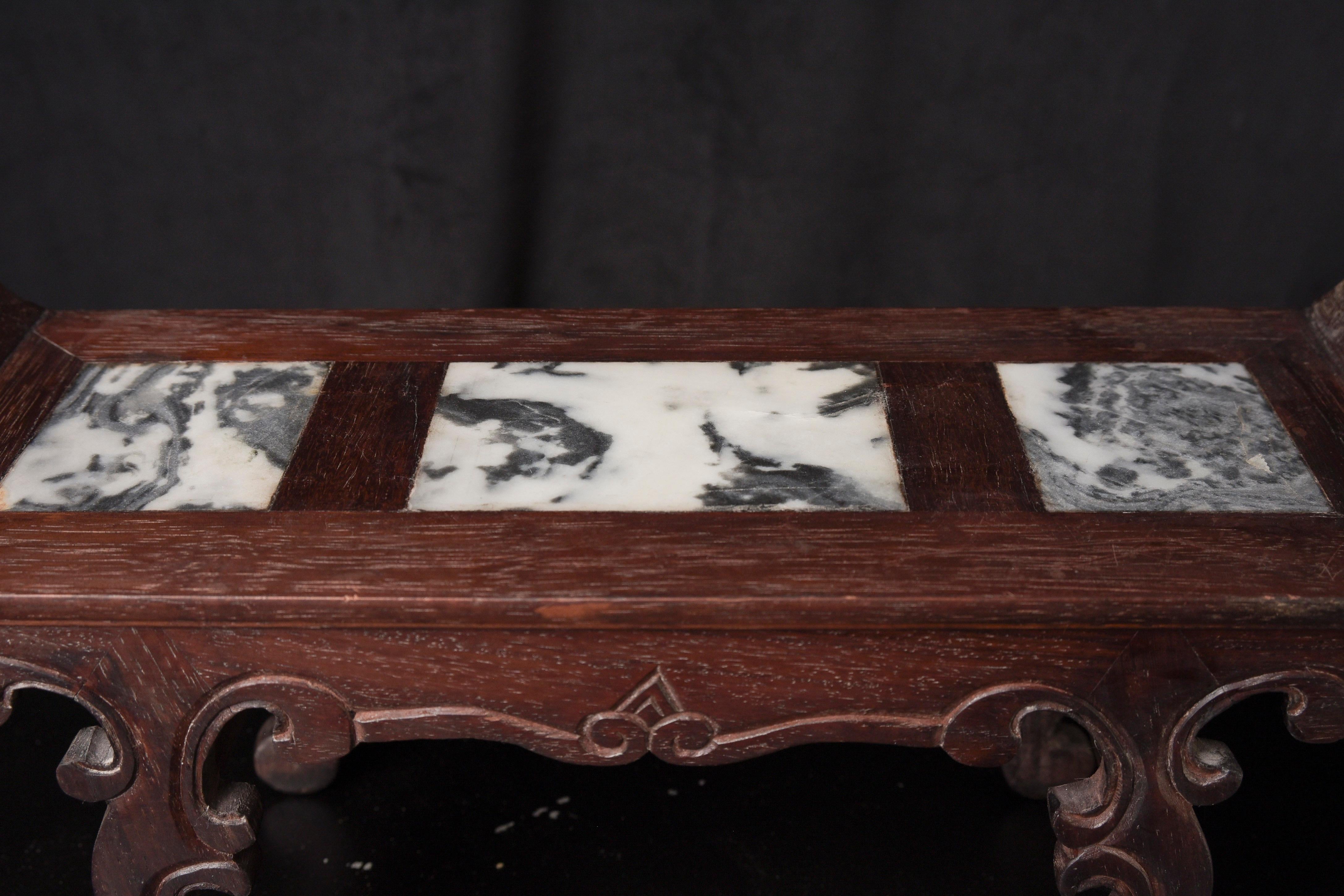 Figure bouddhiste japonaise du milieu du XVIIIe siècle. Pièce sublime avec une merveilleuse patine de plus de 250 ans en vente 5