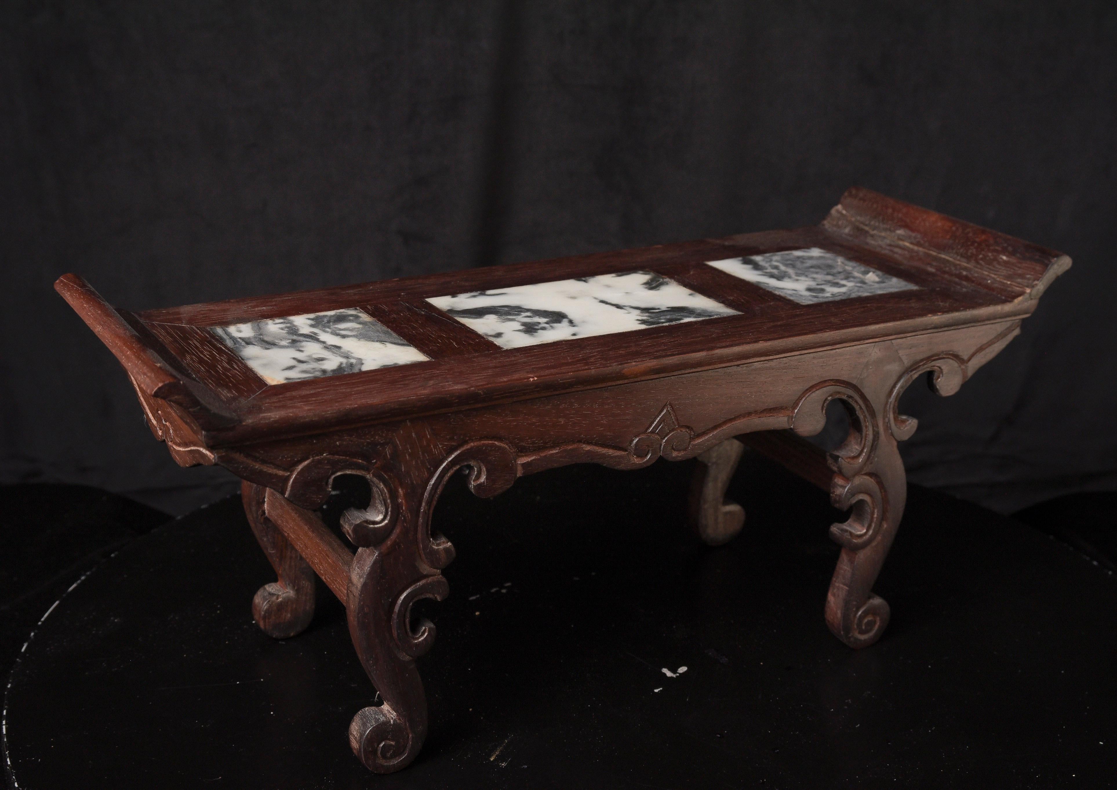 Figure bouddhiste japonaise du milieu du XVIIIe siècle. Pièce sublime avec une merveilleuse patine de plus de 250 ans en vente 6