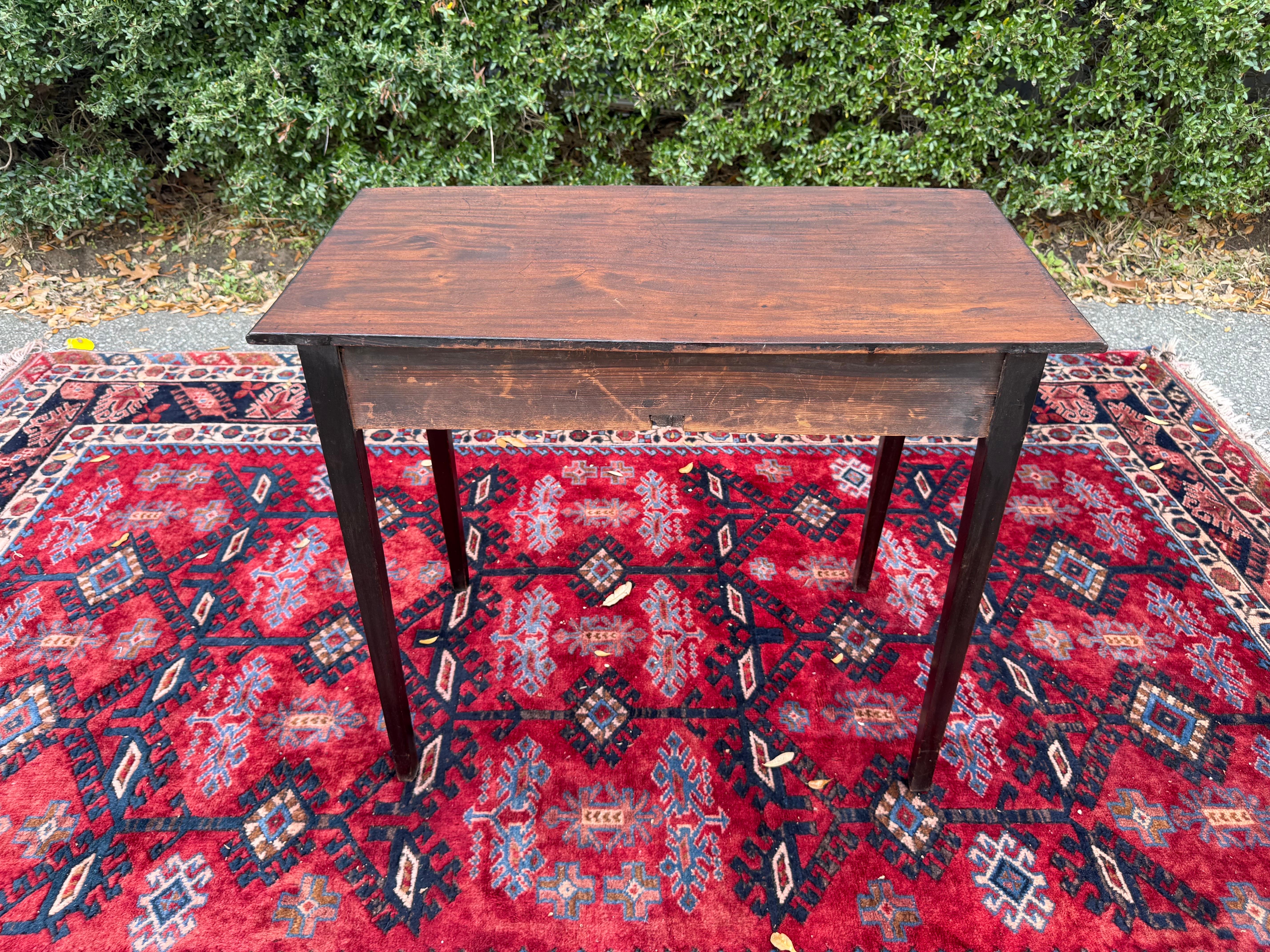 Mid-19 Century Federal Mahogany With Inlay Table For Sale 1