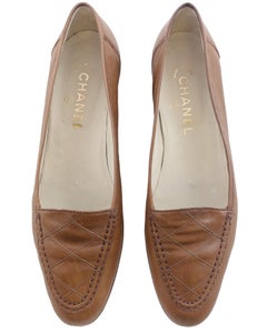 Mocassins en cuir de chevreau beige Chanel, milieu des années 1990