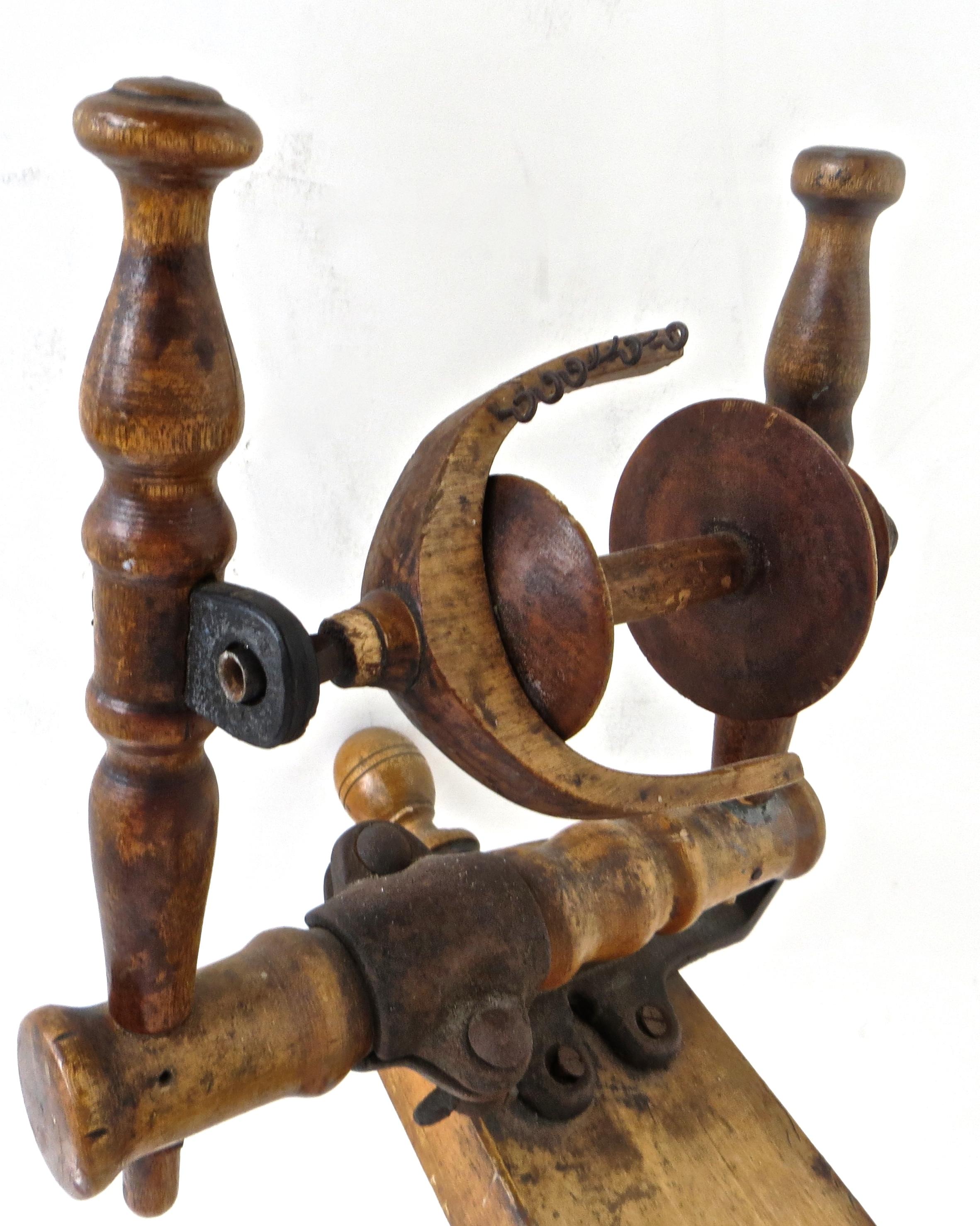 Forgé roue tournante américaine du milieu du XIXe siècle en vente