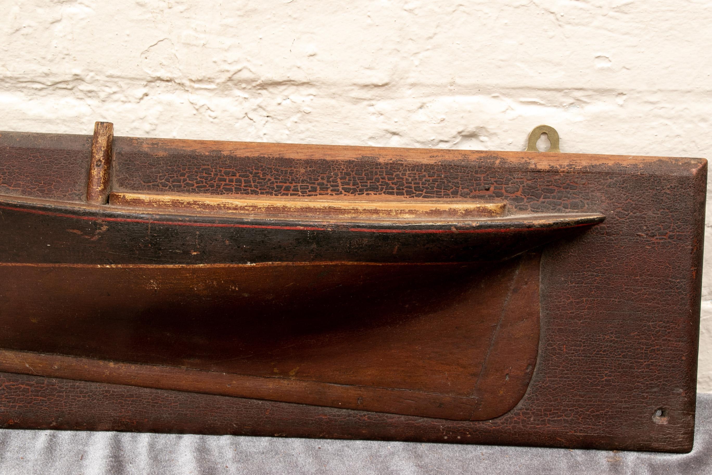 Peint Modèle britannique de yacht à demi-coque « Vivid » du milieu du 19e siècle en vente