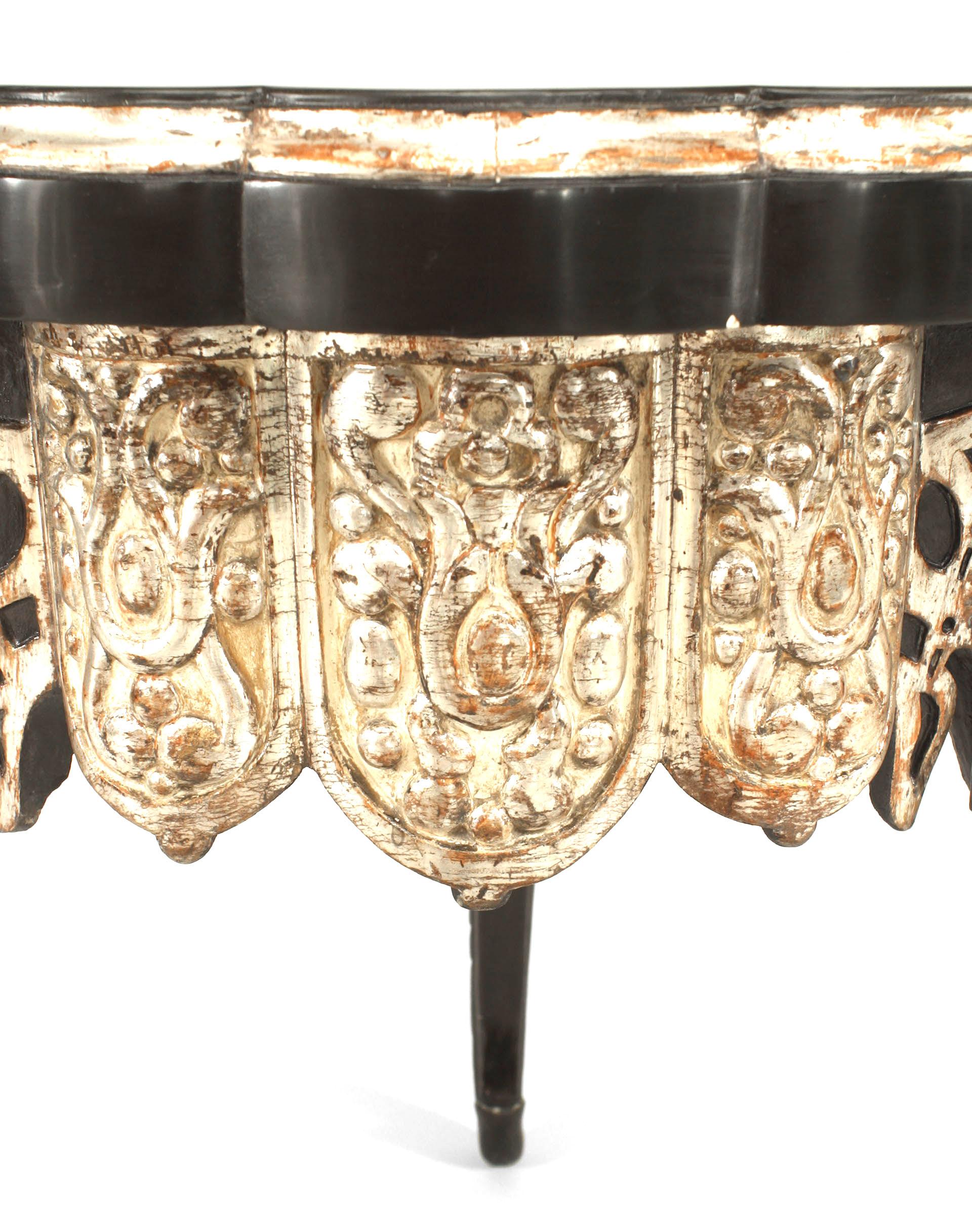 Anglo-Indian English Regency Black Lacquered Elephant Side Table For Sale
