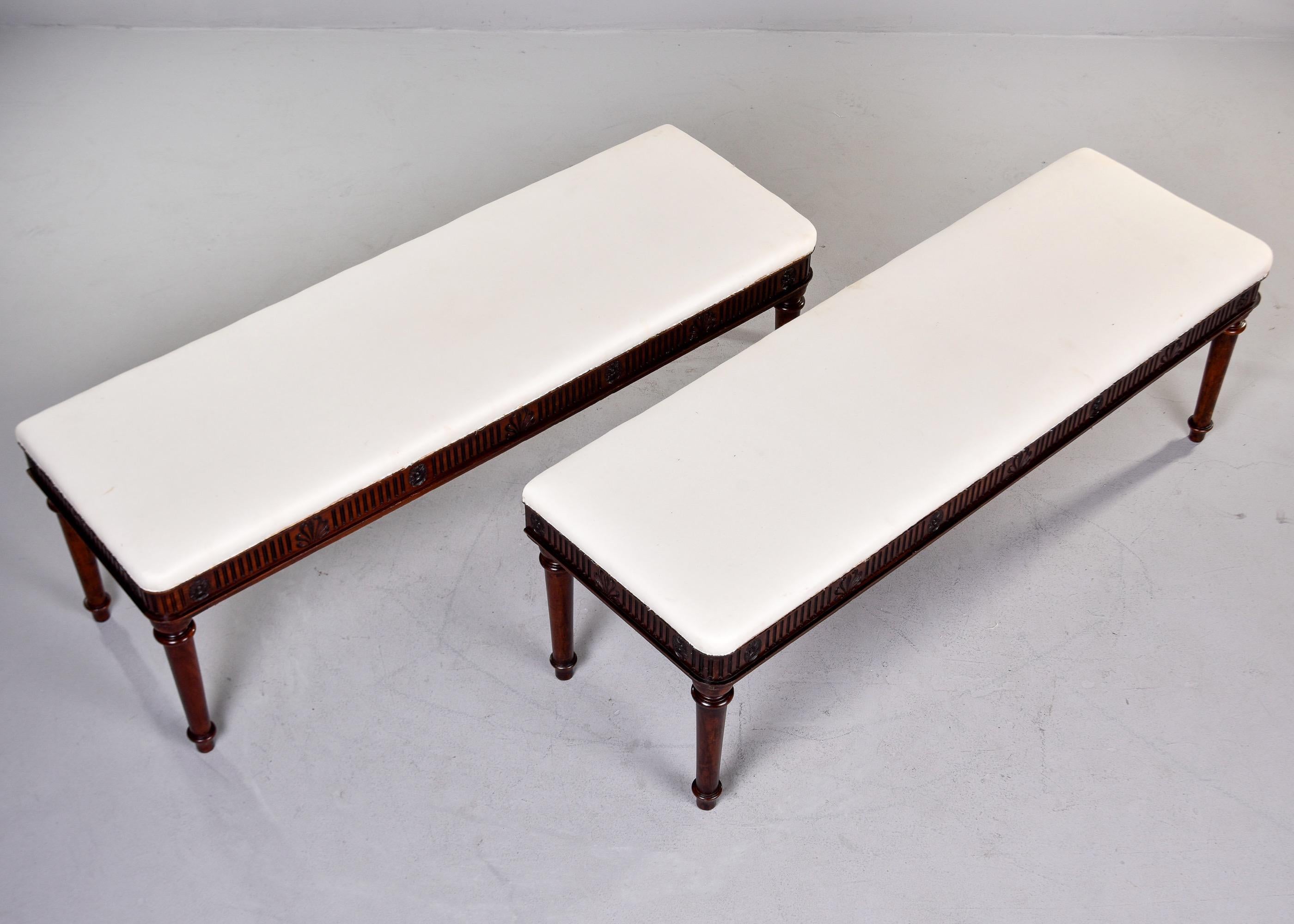 Mid 19th C English Upholstered Mahogany Window Seat with Reeded Detail   For Sale 7