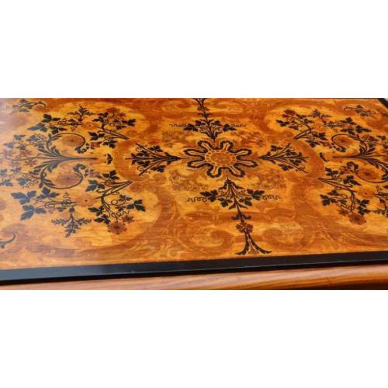 Mid 19th C Exhibition Quality Satinwood and Marquetry Centre or Library Table For Sale 10