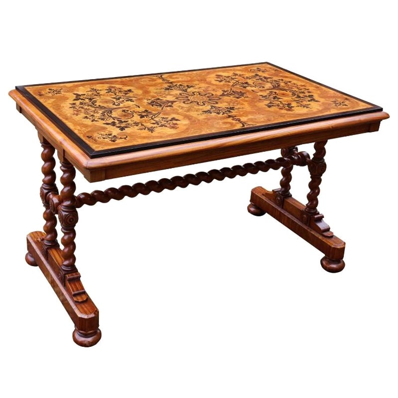 Table de centre ou de bibliothèque en bois de satin et marqueterie de qualité pour exposition, milieu du XIXe siècle en vente