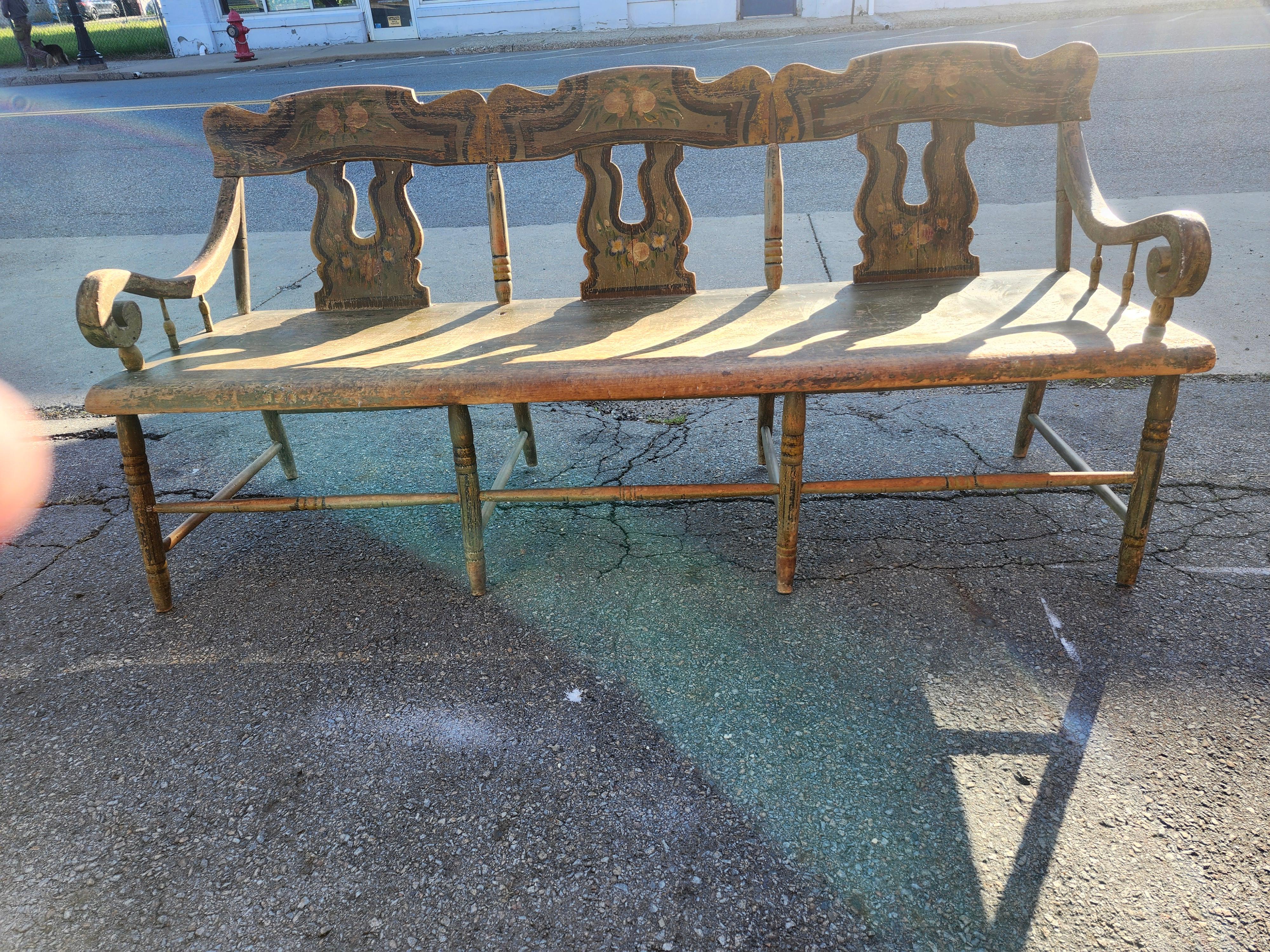 Mid 19th C Hand Crafted & Hand Painted Pennsylvania Plank Settle Original For Sale 2