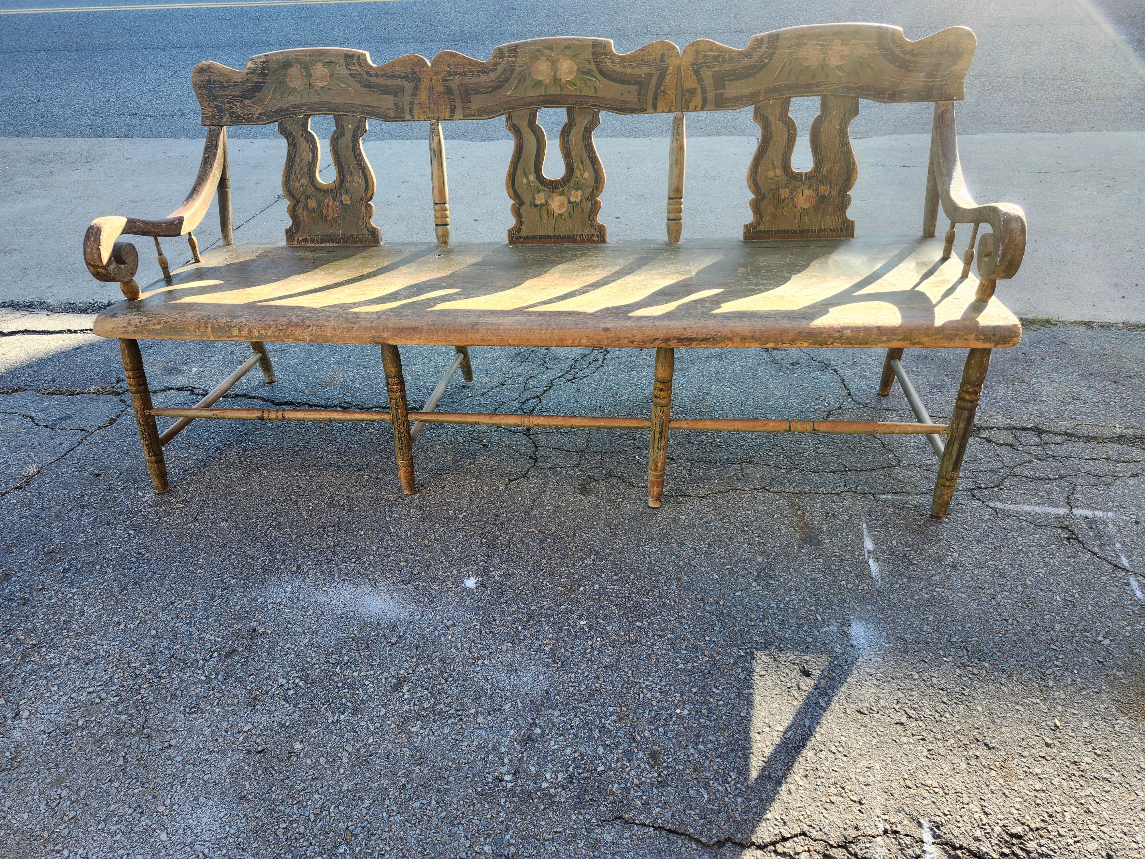 Mid 19th C Hand Crafted & Hand Painted Pennsylvania Plank Settle Original For Sale 6