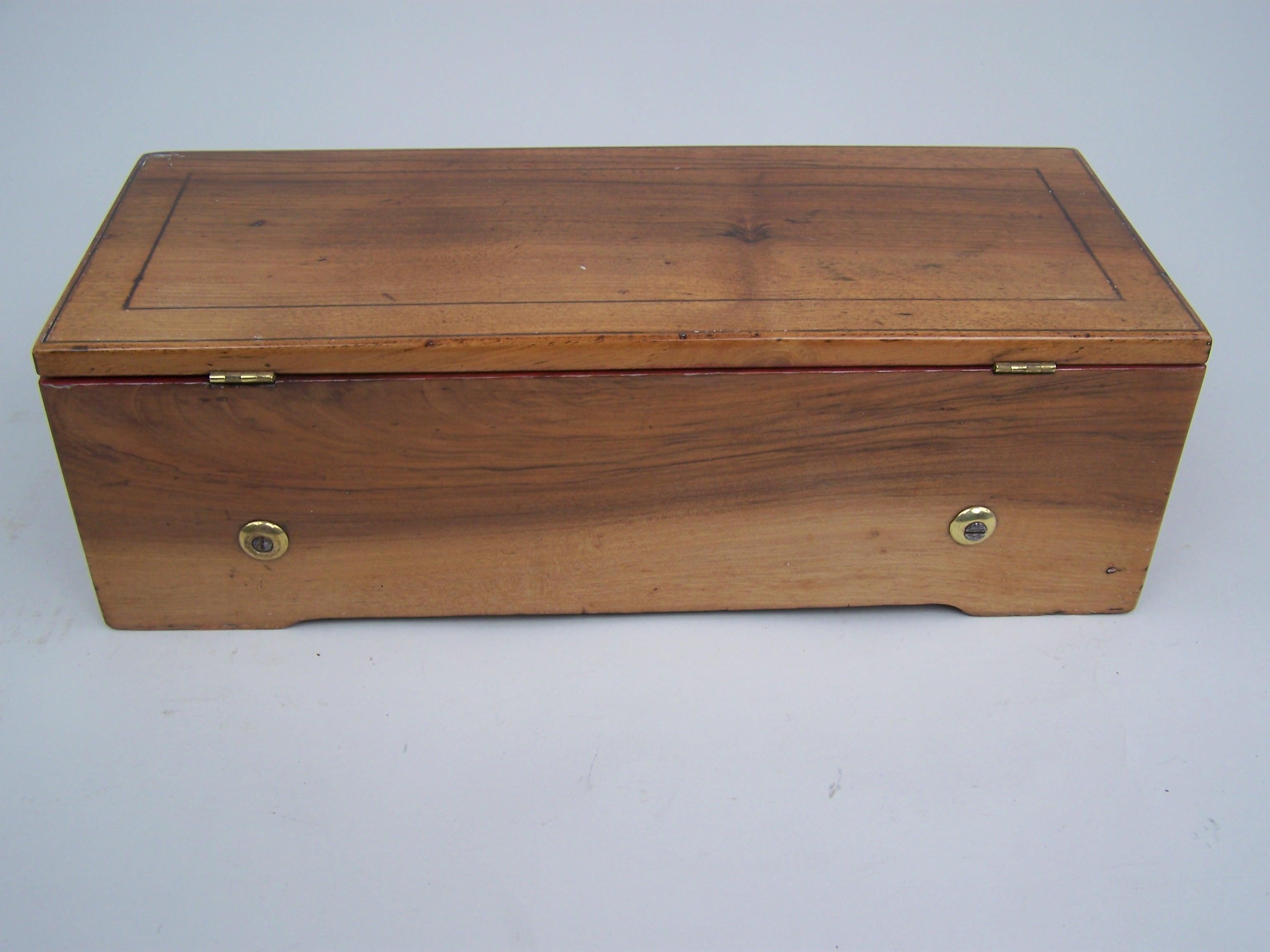Caja de música de Nicole Freres que toca 4 melodías Suizo en venta