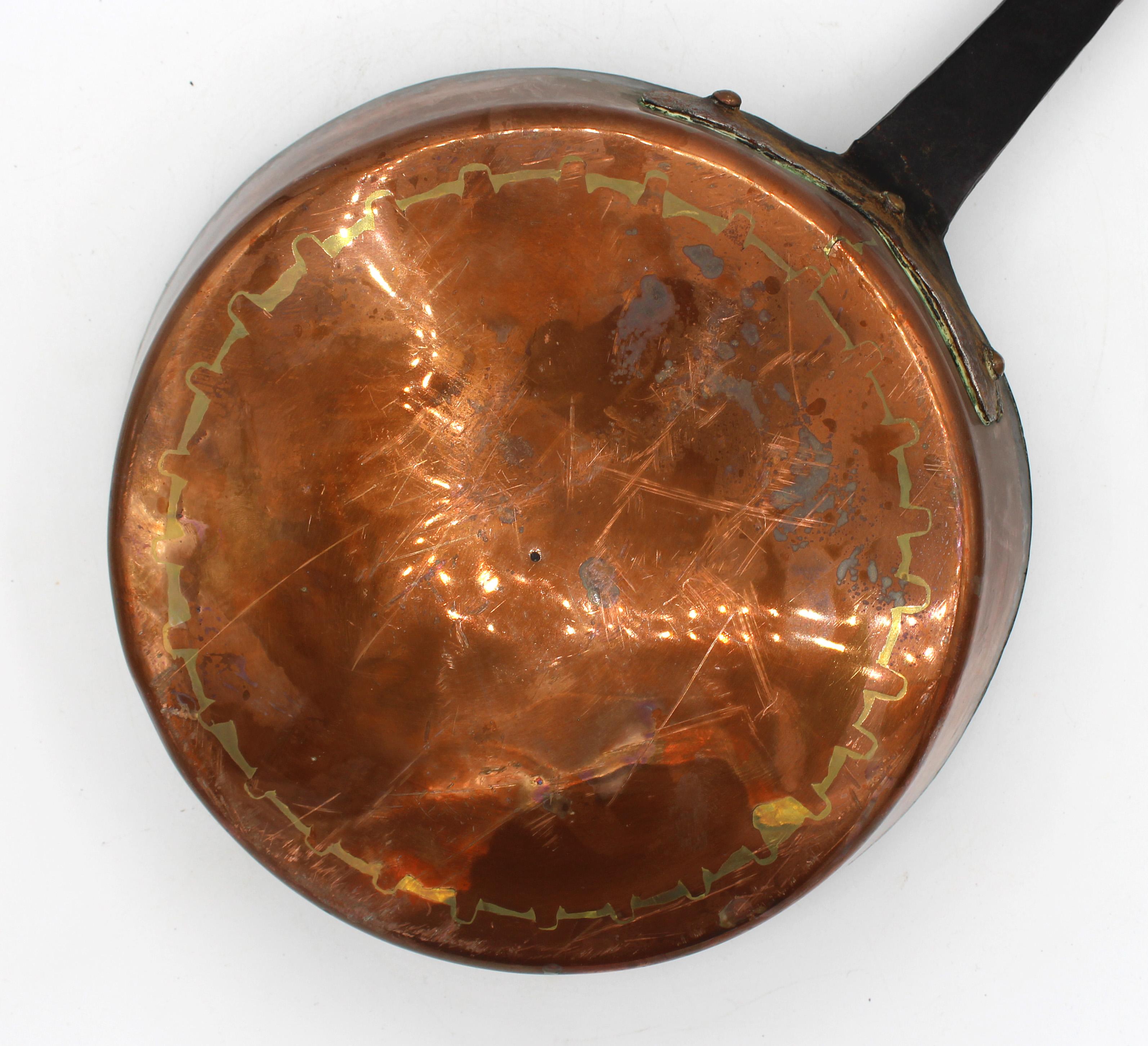 Mid-19th Century Anglo-French Low Copper Pan or Sauce Pan In Good Condition In Chapel Hill, NC