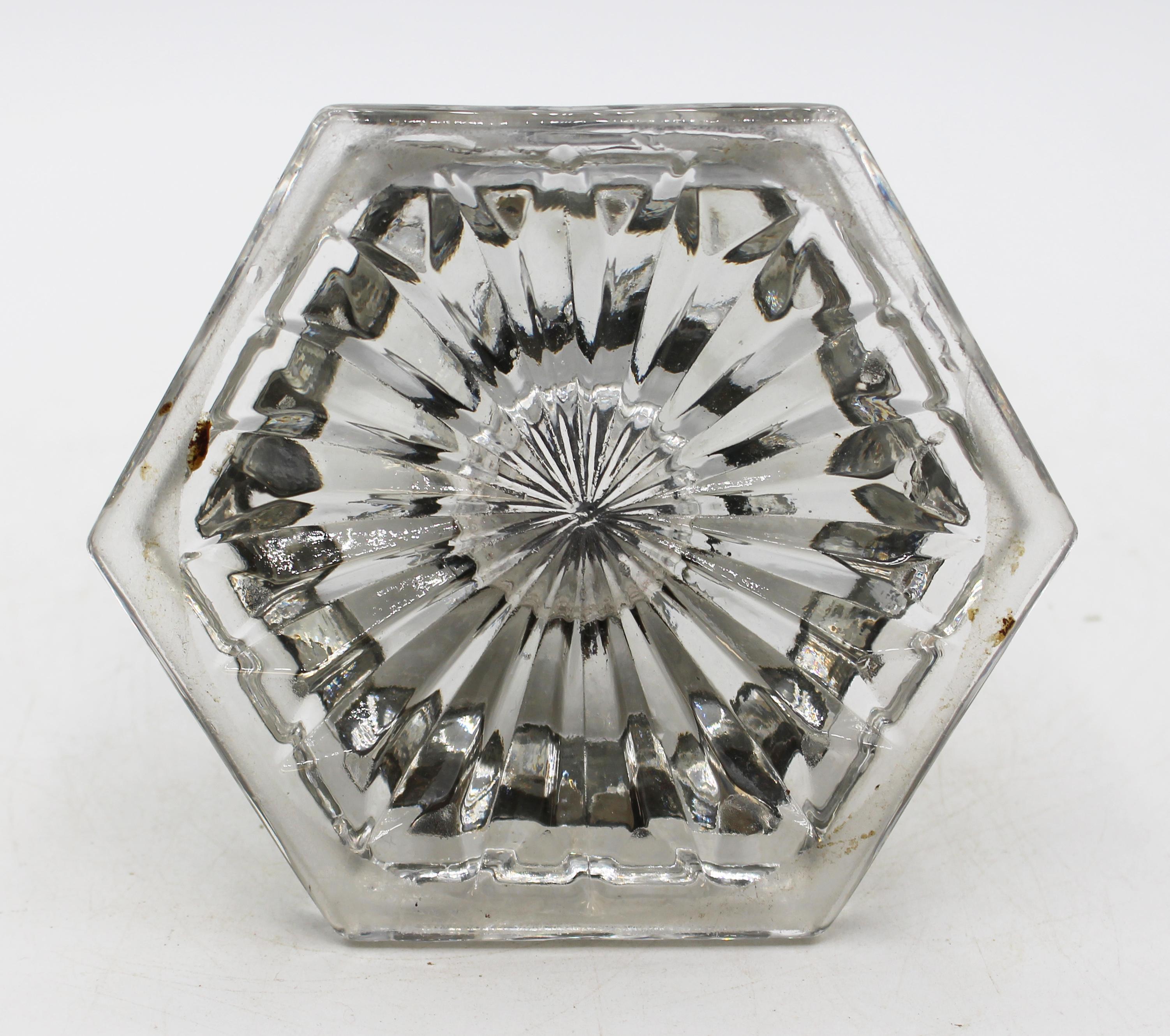 Mid-19th Century Anglo-French Mold & Cut Glass Inkwell For Sale 1