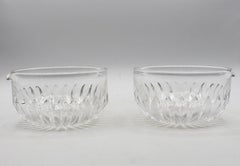 Par de enjuagadores de vino de cristal anglo-irlandeses de mediados del siglo XIX