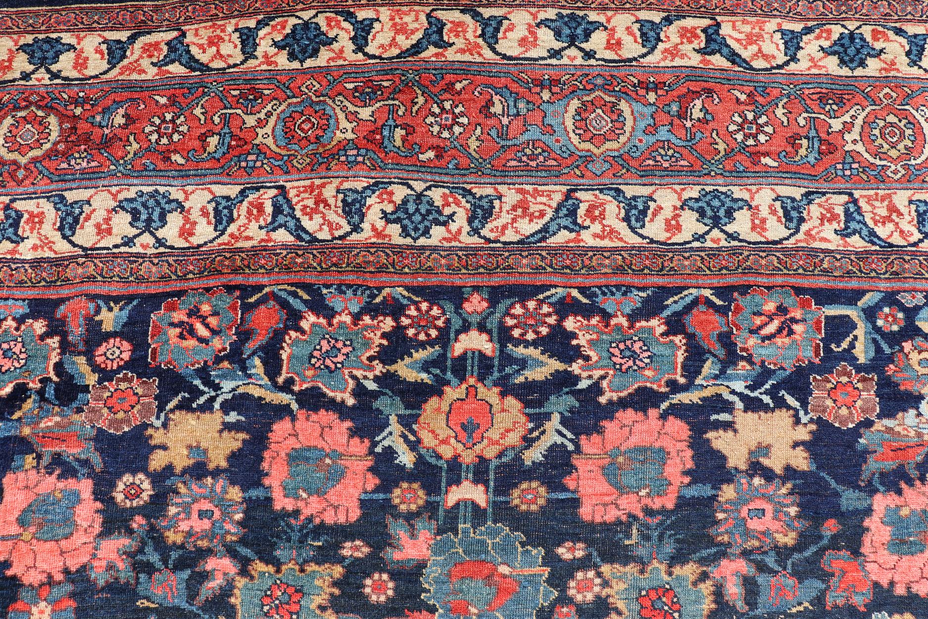 Late 19th Century Antique Persian Bidjar Rug with Central Medallion Navy Field For Sale 6