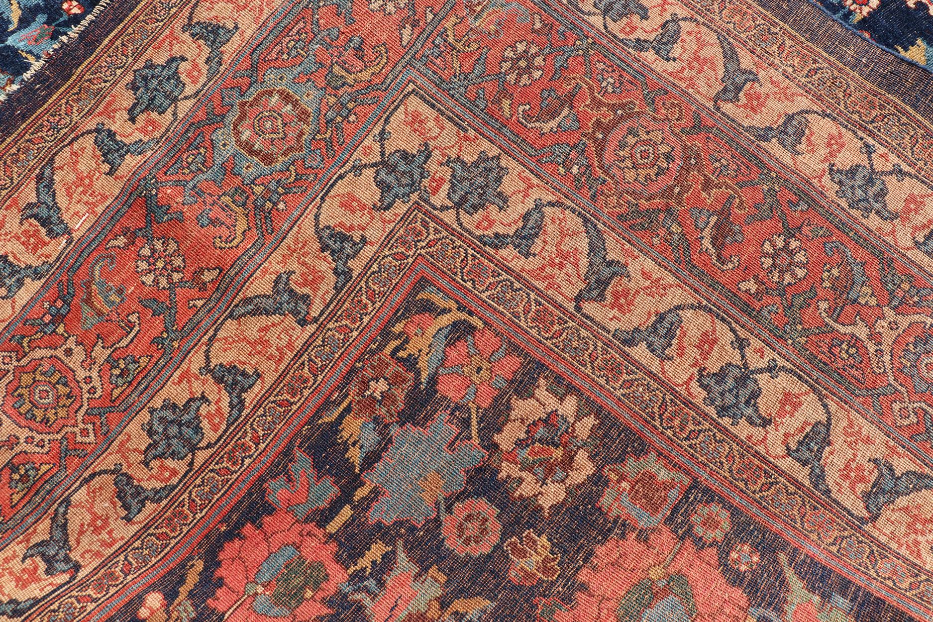 Late 19th Century Antique Persian Bidjar Rug with Central Medallion Navy Field For Sale 11