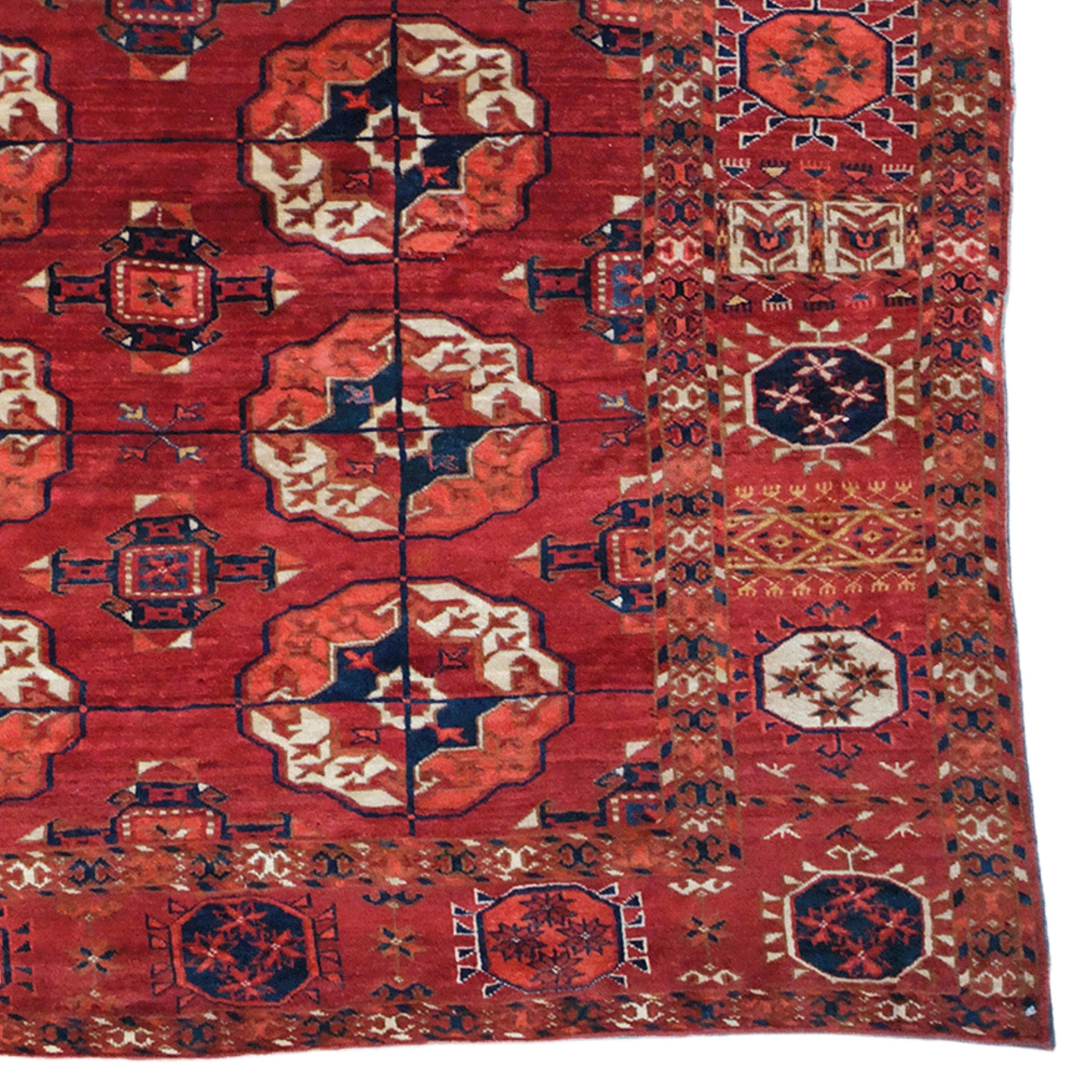 Mid-19th Century Antique Tekke Main Carpet - Antique Central Asian Rug For Sale 1