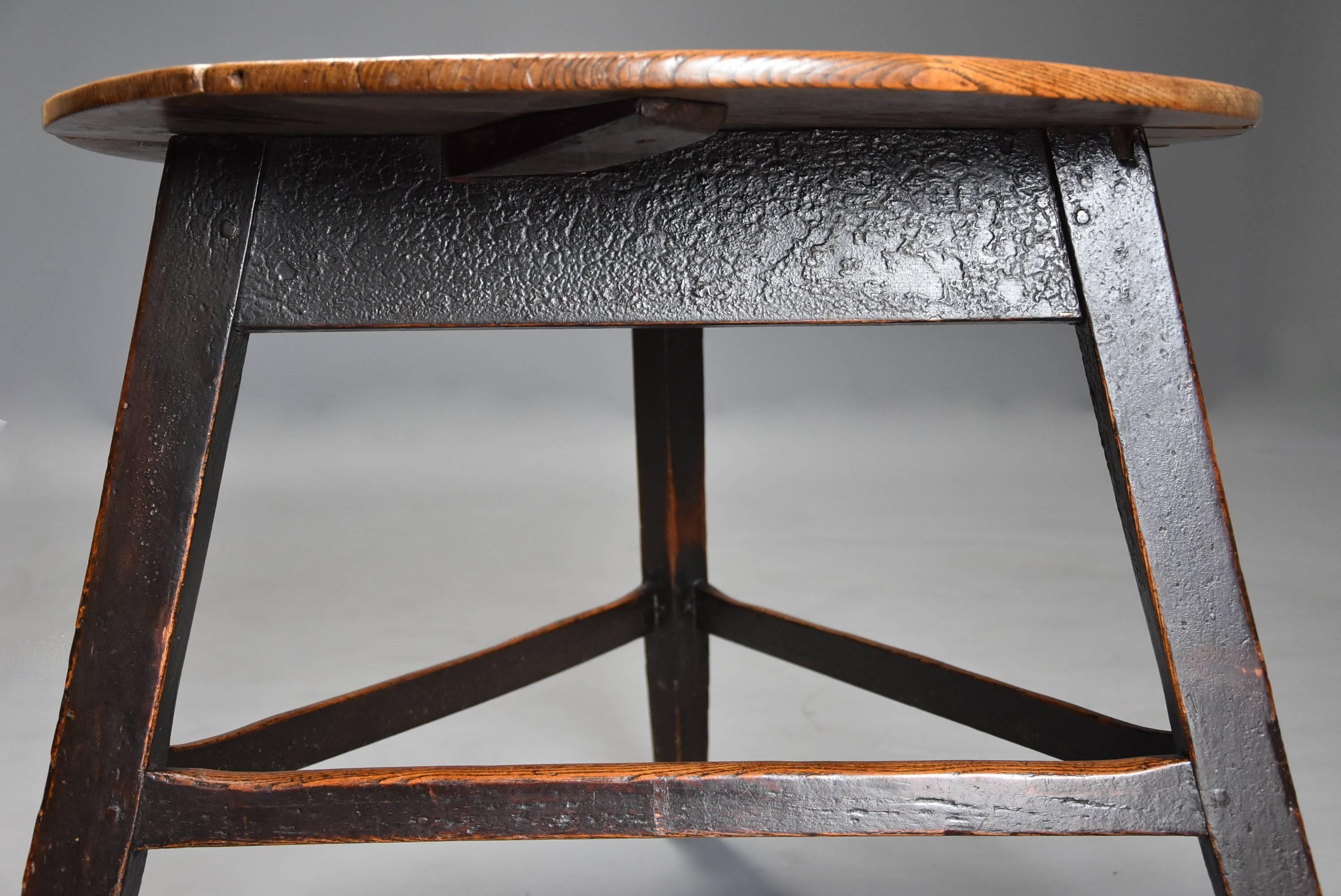 Mid-19th Century Ash Cricket Table with Original Painted Base 2