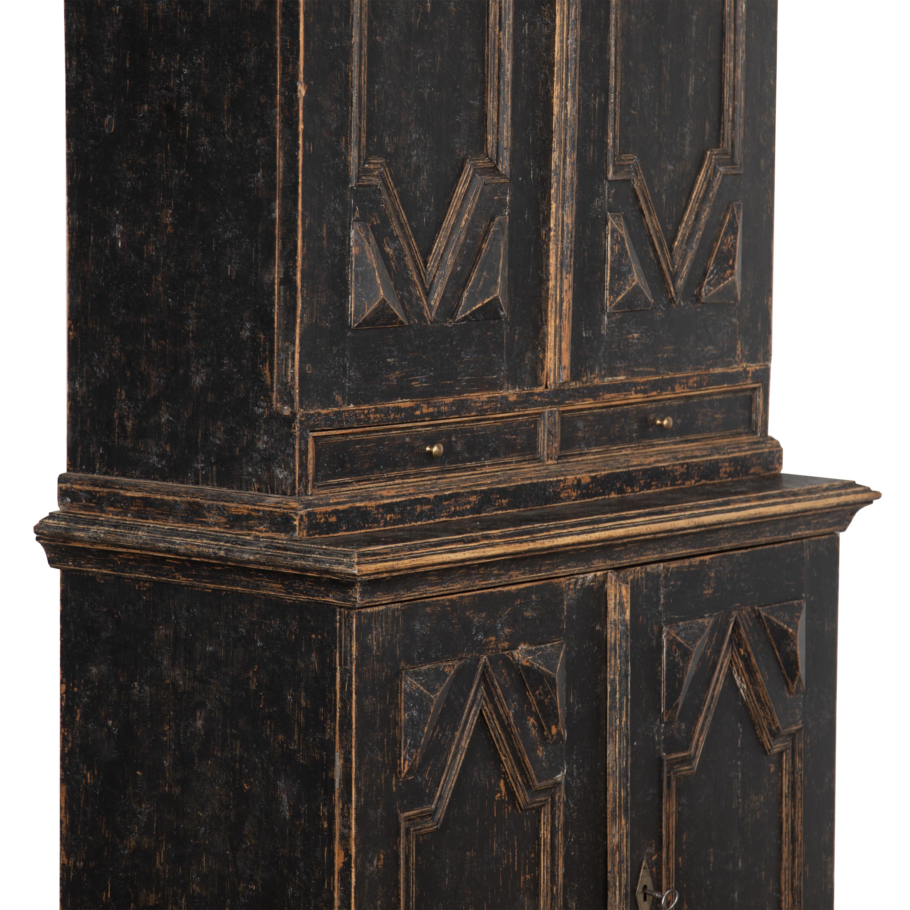 Mid-19th Century Baroque Cabinet In Good Condition In Tetbury, Gloucestershire