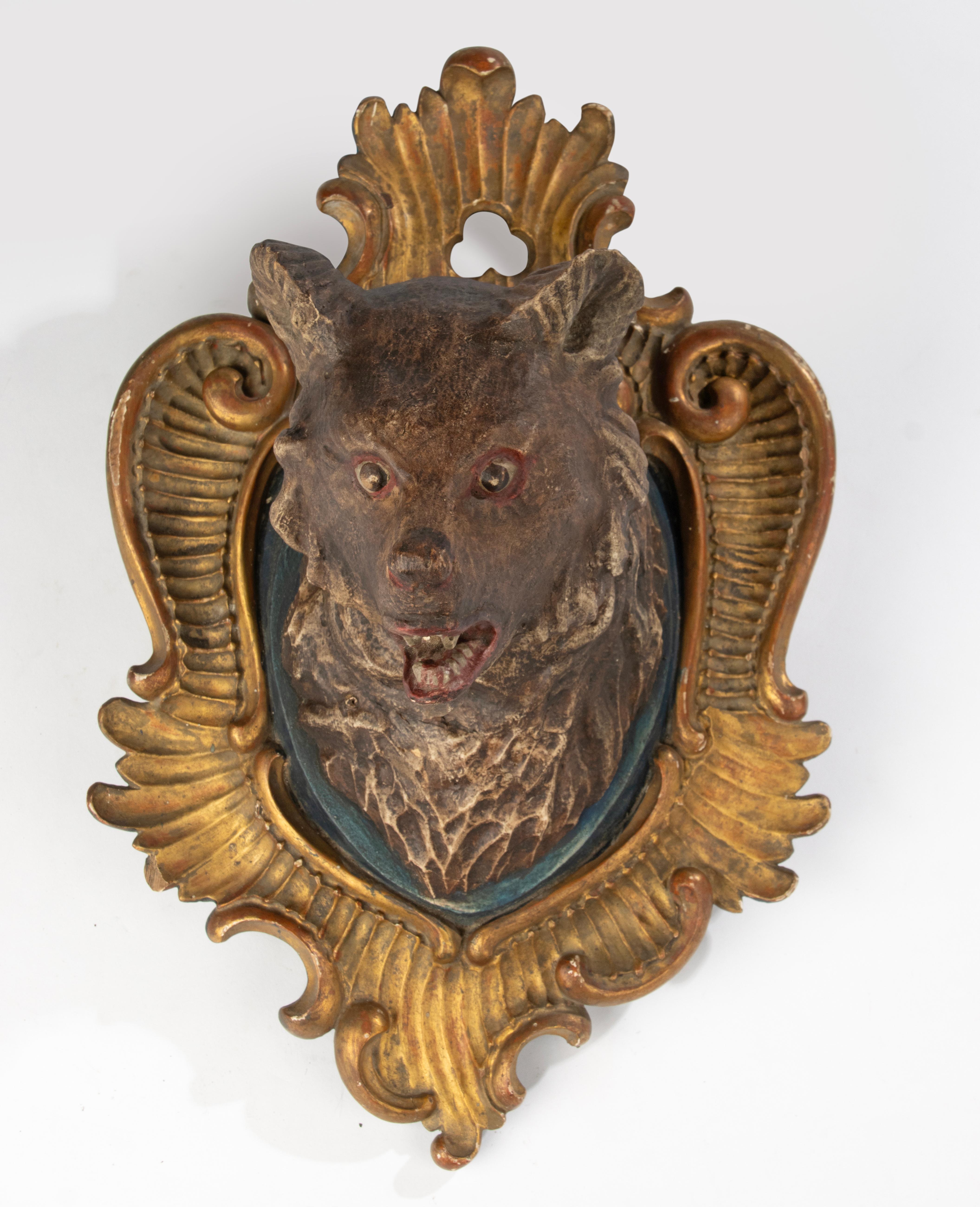 Hand-Carved Mid 19th Century Bear Head Wall Sculpture - Black Forest - Hand Sculpted For Sale