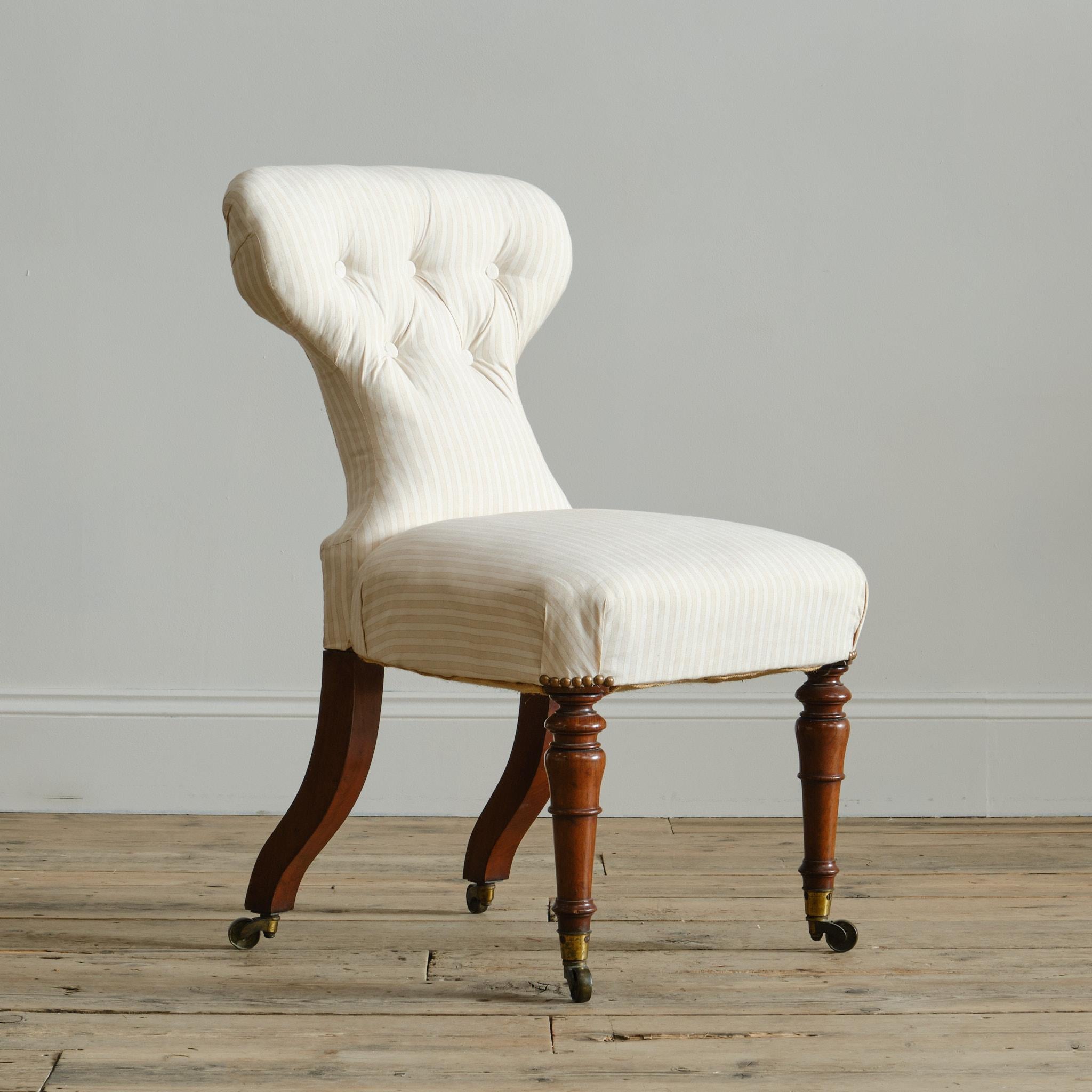 Silla auxiliar de dormitorio de mediados del siglo XIX Att' Holland & Sons Victoriano en venta