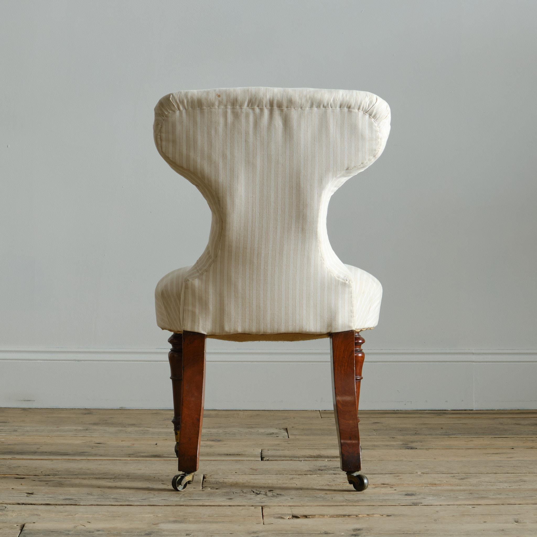 Silla auxiliar de dormitorio de mediados del siglo XIX Att' Holland & Sons Caoba en venta