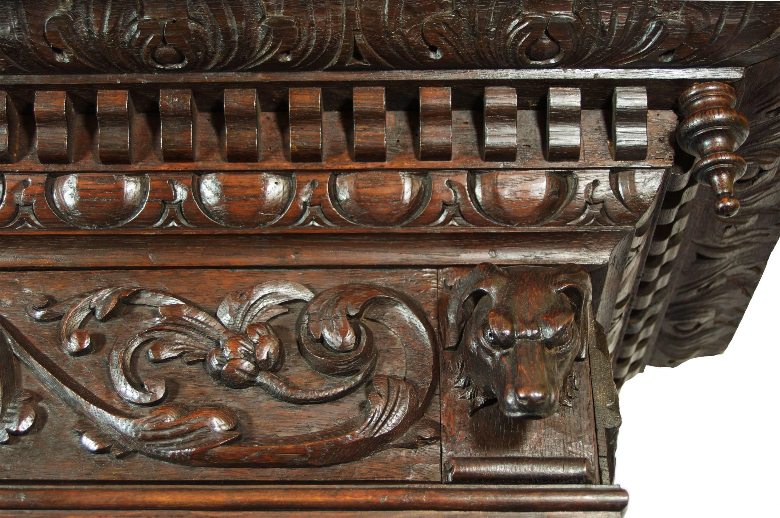 Mid-19th Century Black Forest Carved Oak Bookcase In Excellent Condition In Banner Elk, NC